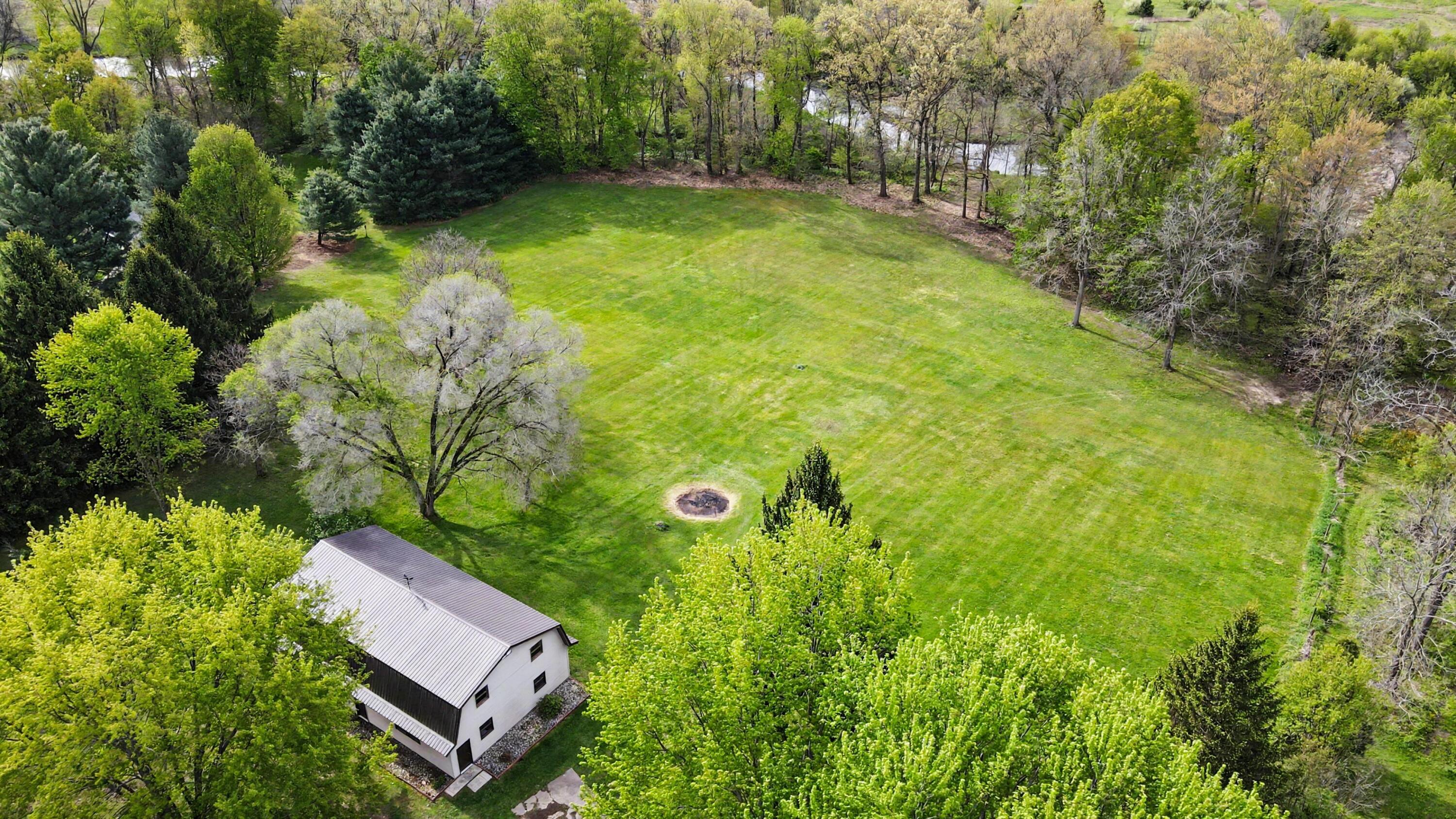 11621 M-216 Marcellus MI 49067