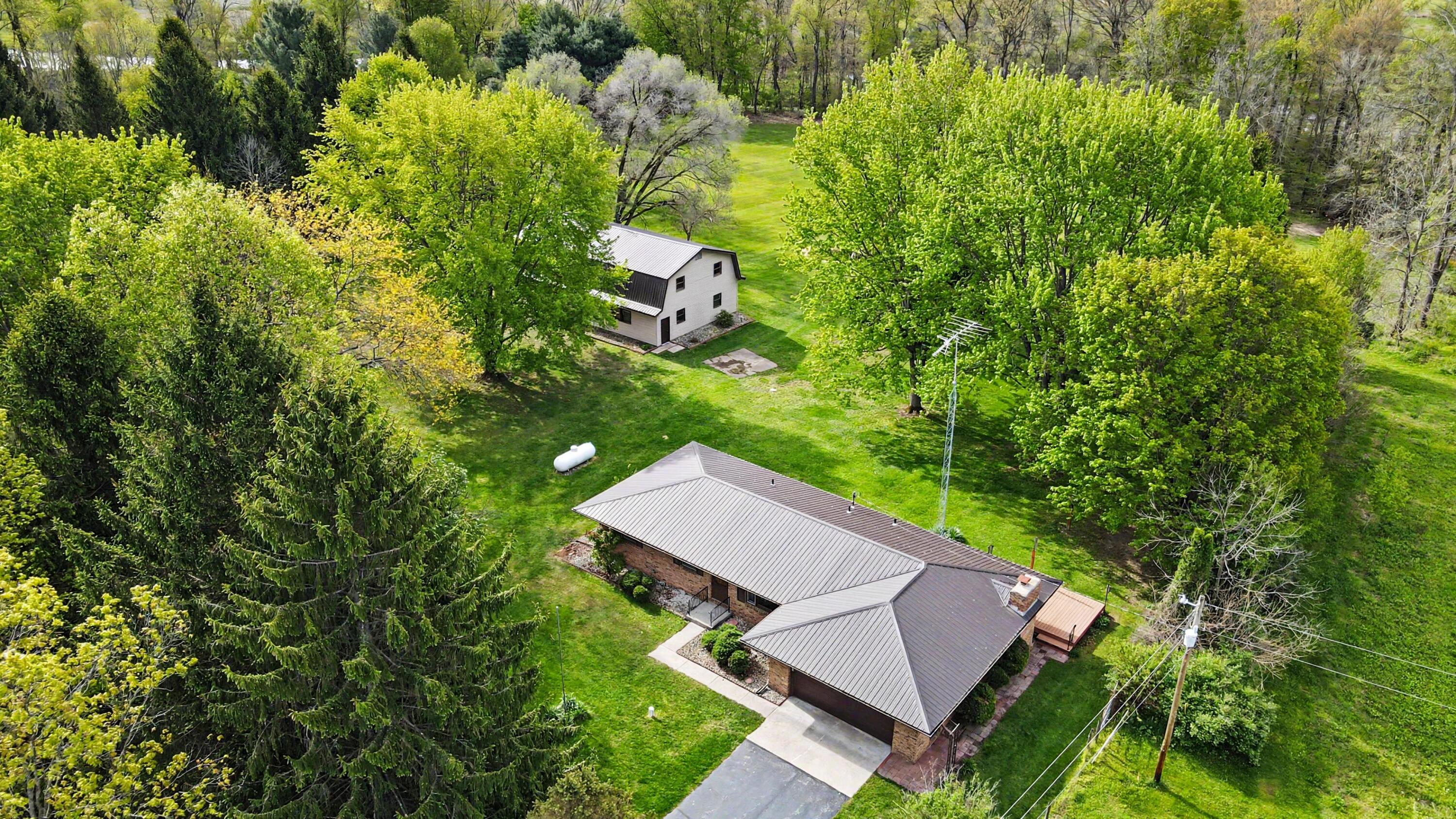 11621 M-216 Marcellus MI 49067