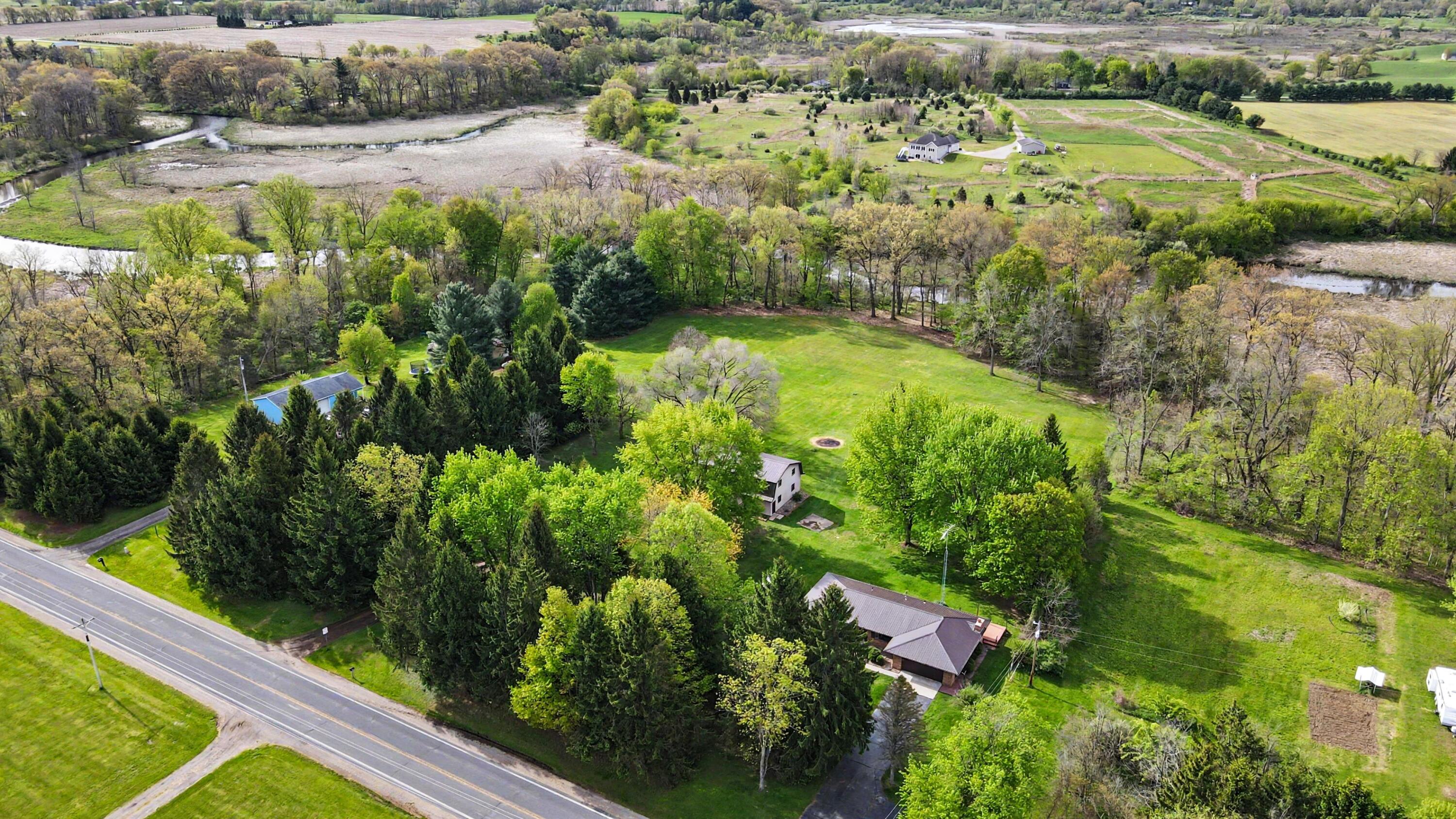 11621 M-216 Marcellus MI 49067
