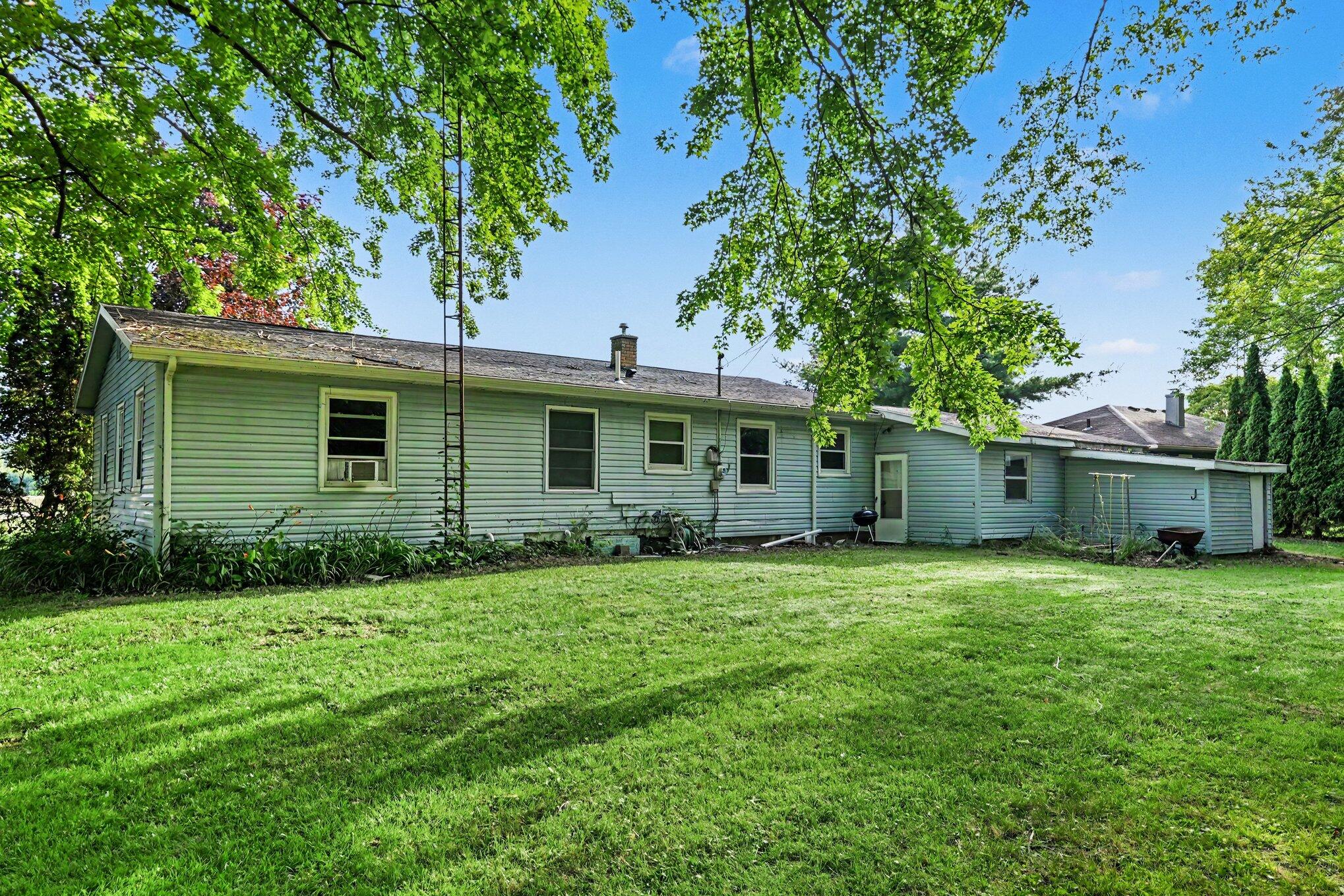 2356 E Napier Avenue Benton Harbor MI 49022