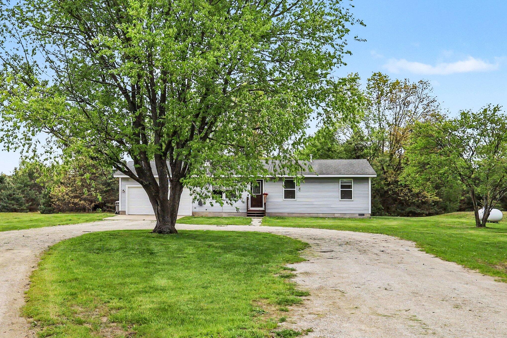 3449 Rich Road Muskegon MI 49445