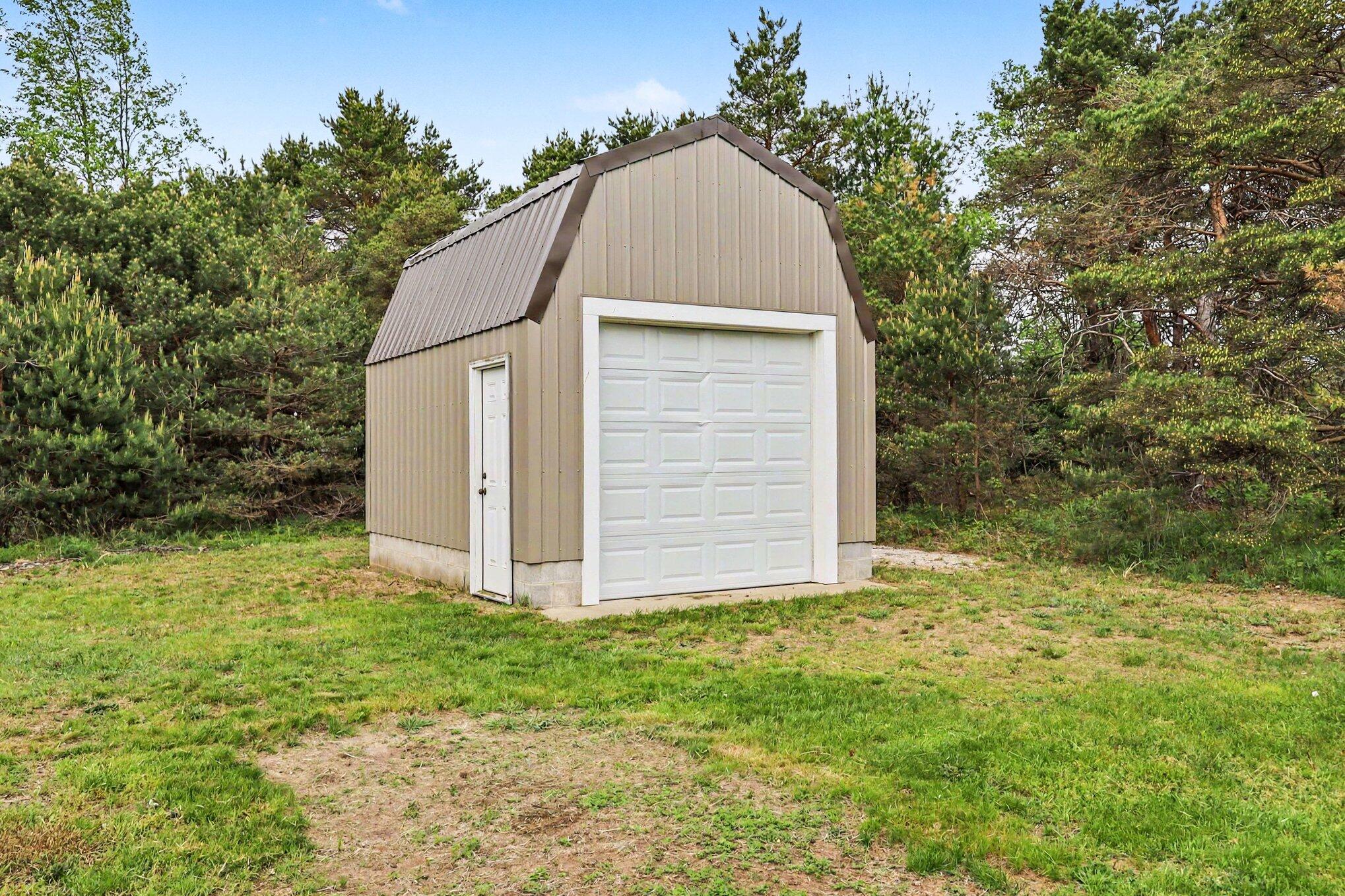 3449 Rich Road Muskegon MI 49445