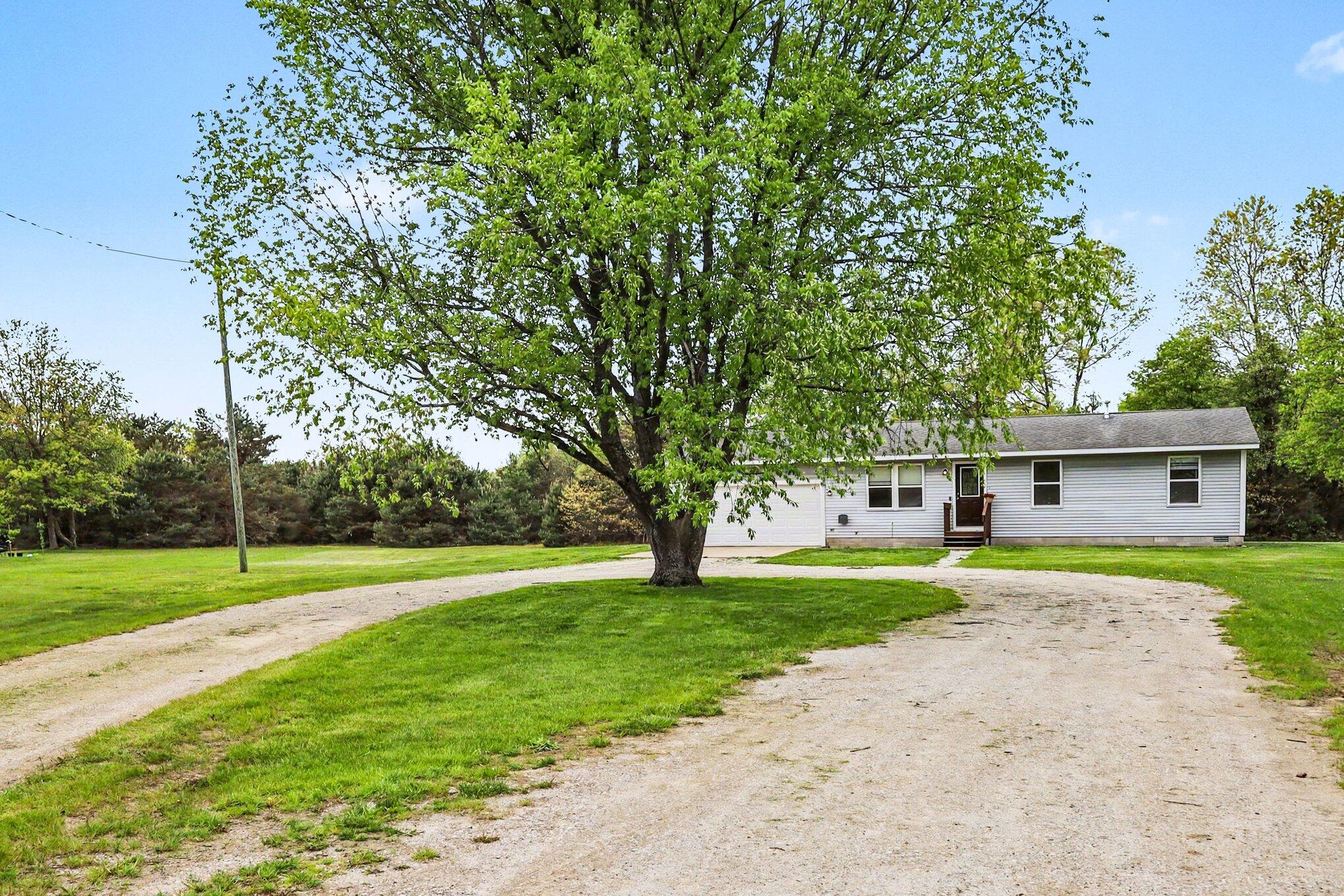 3449 Rich Road Muskegon MI 49445