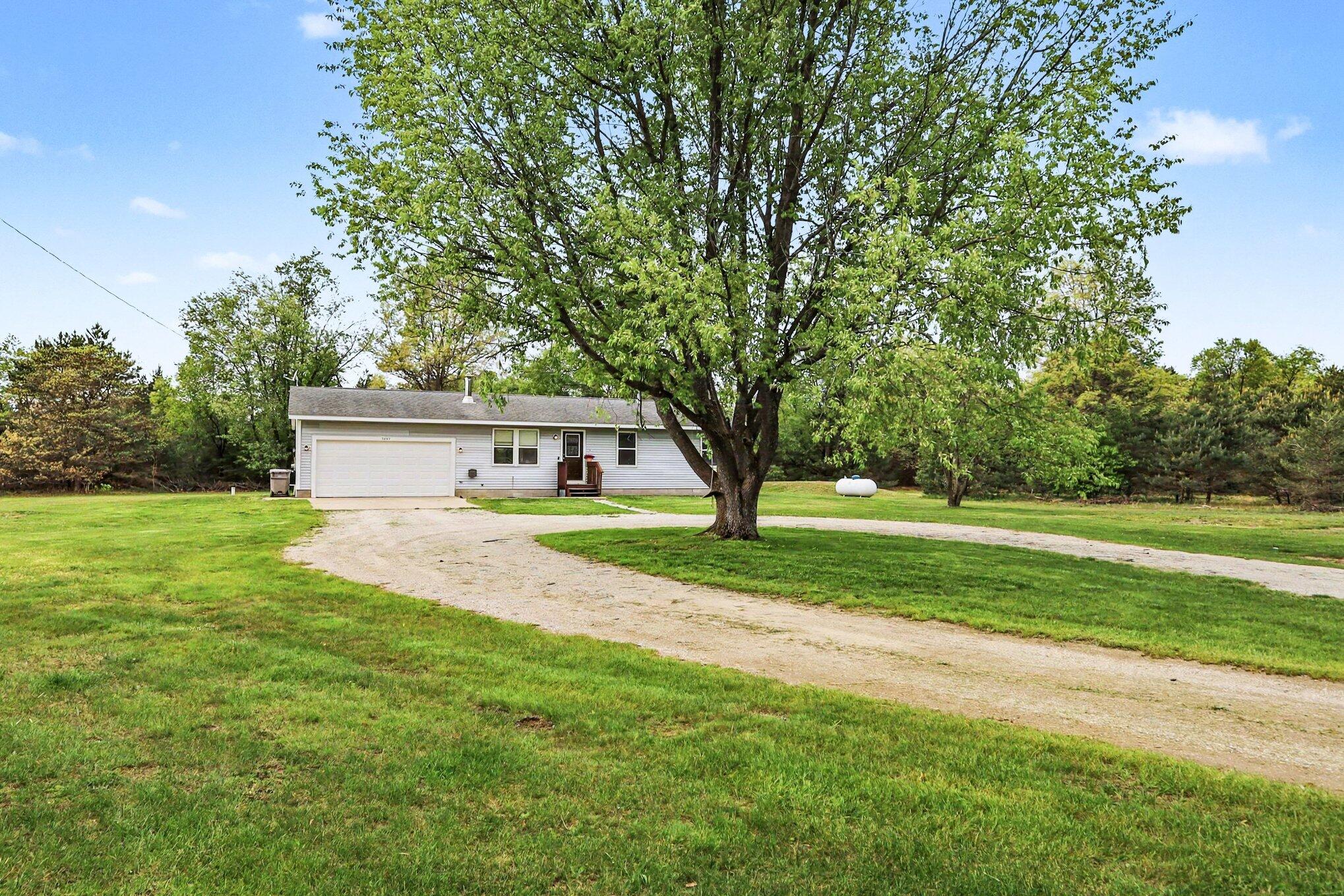 3449 Rich Road Muskegon MI 49445