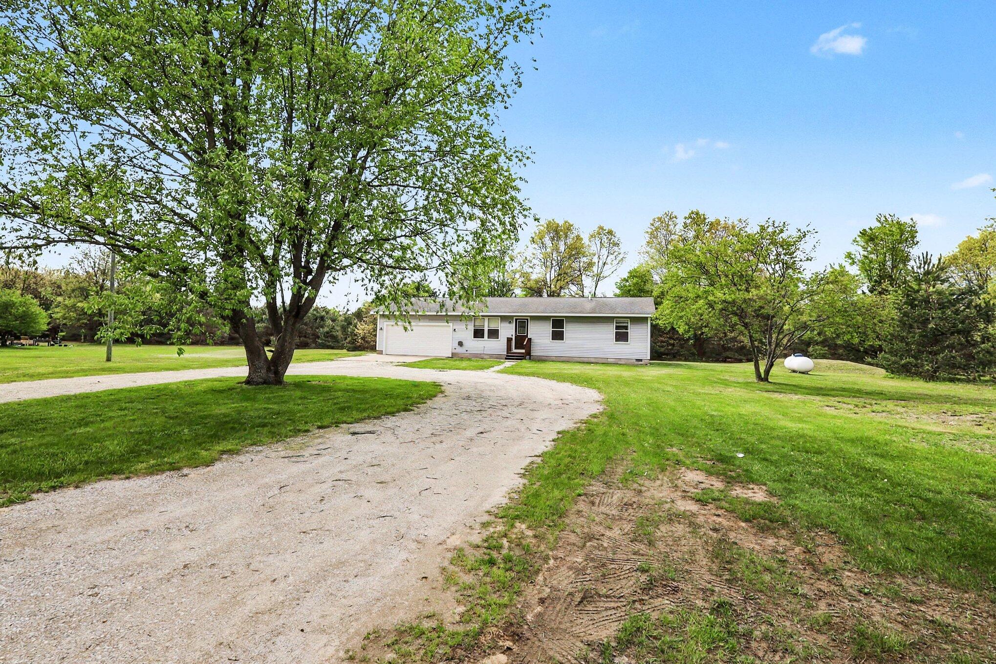 3449 Rich Road Muskegon MI 49445