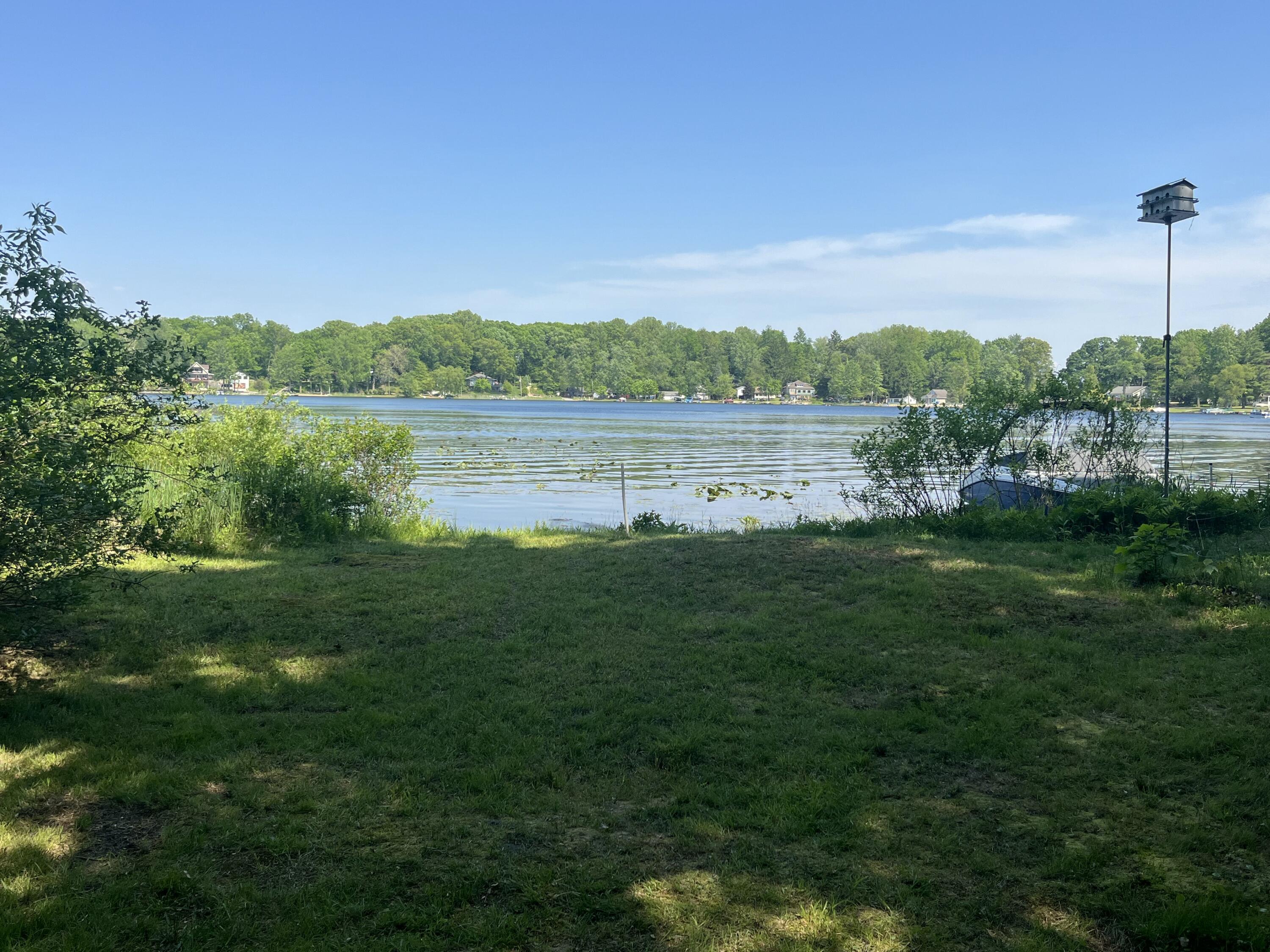 8417 W West Shore Drive Grand Junction MI 49056