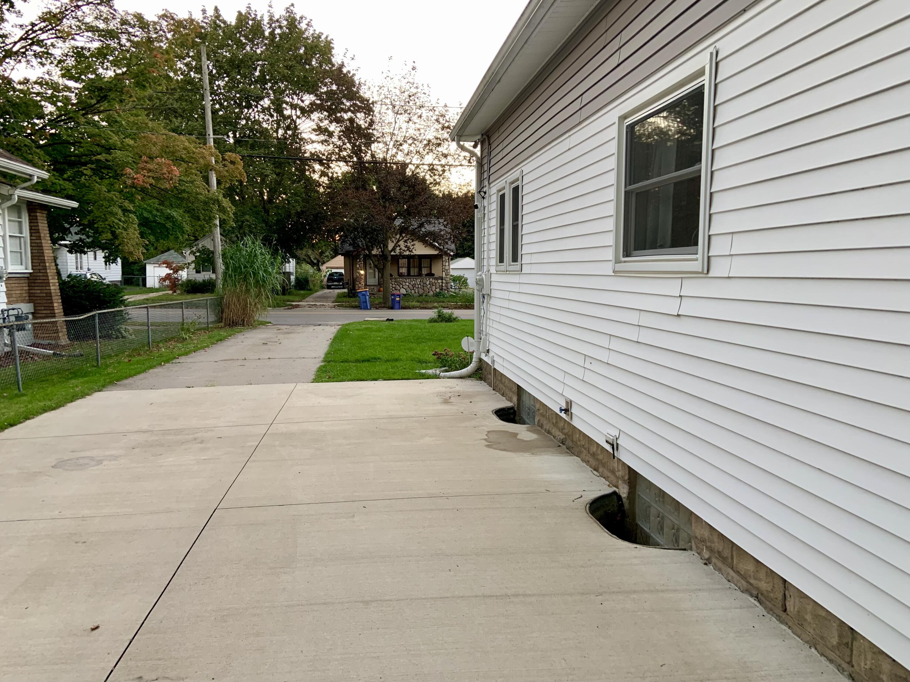 1256 Diamond Avenue NE Grand Rapids MI 49505