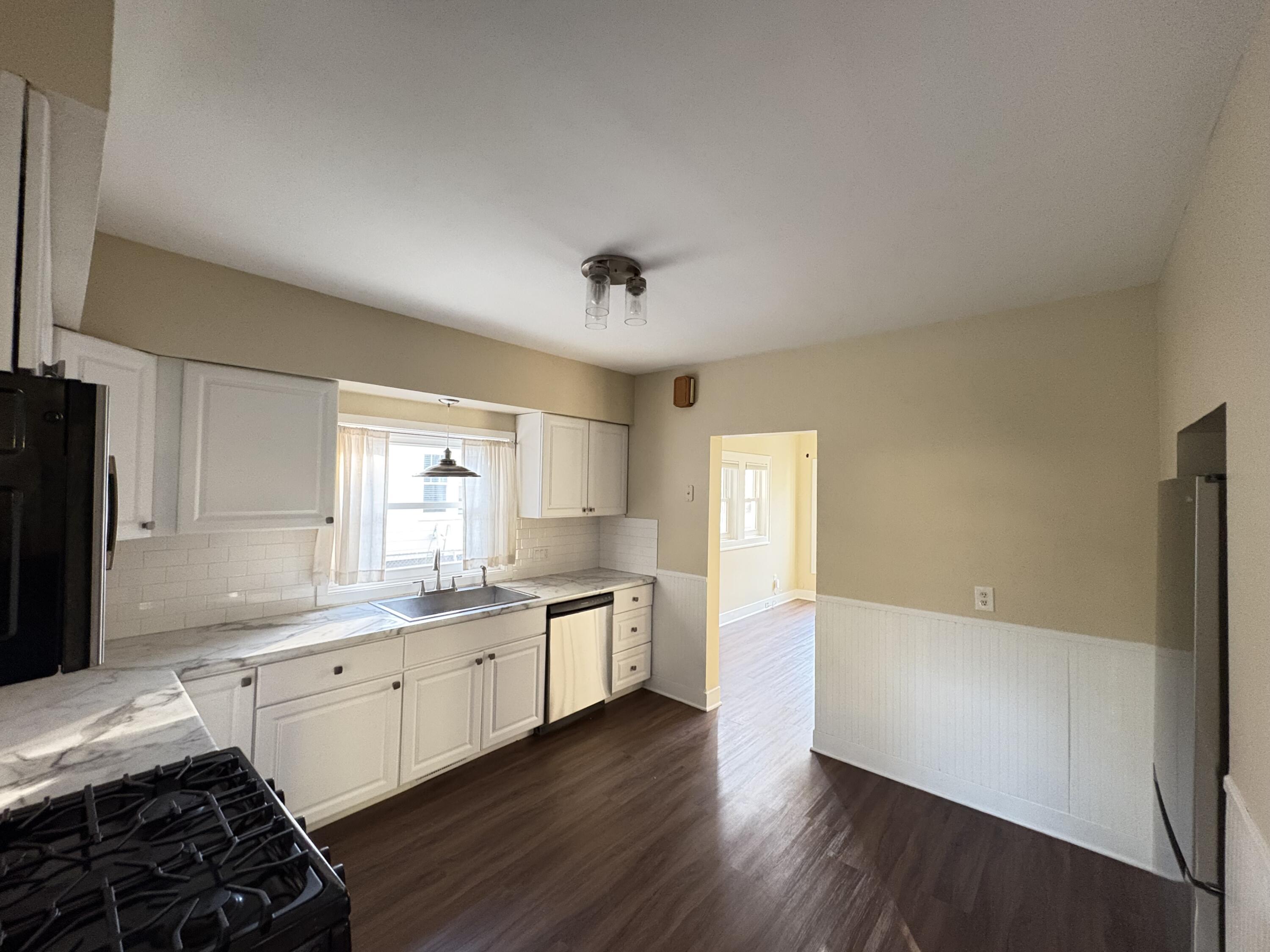 1256 Diamond Avenue NE Grand Rapids MI 49505