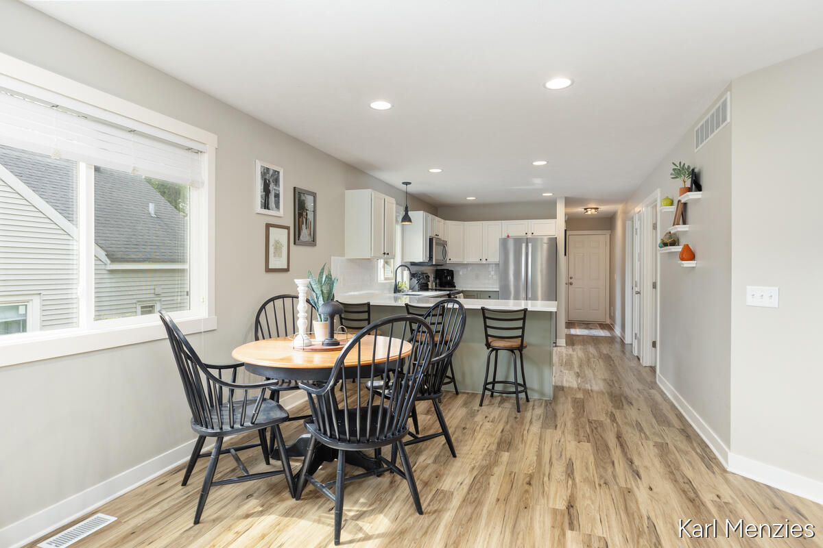 1231 Bradford Street NE Grand Rapids MI 49503