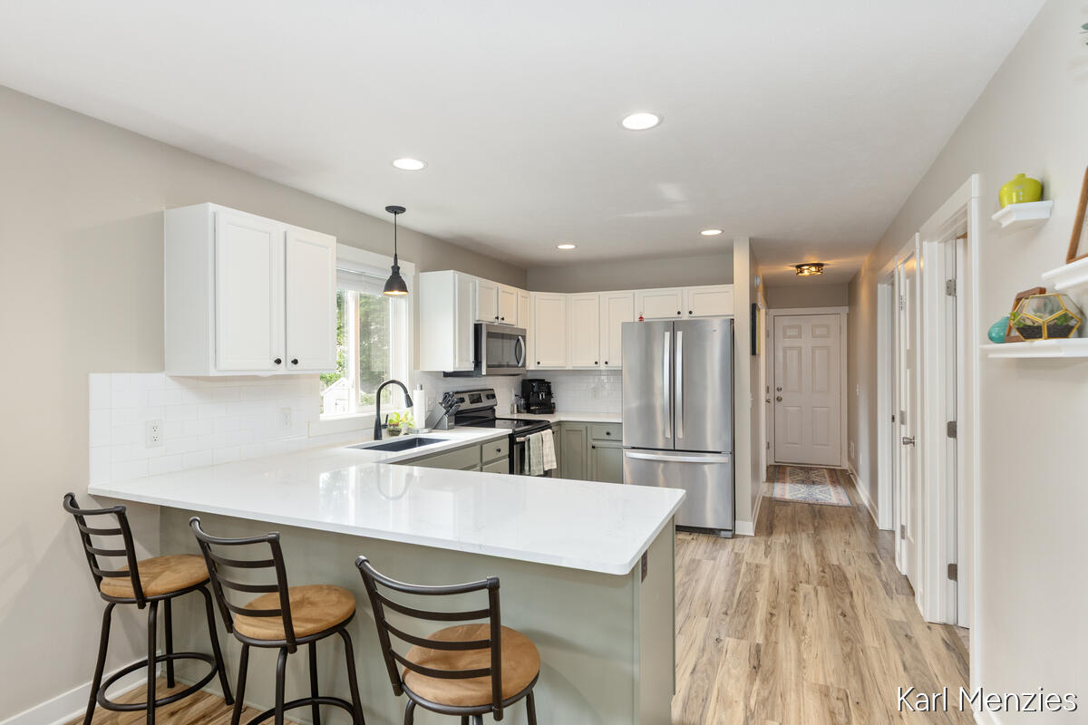 1231 Bradford Street NE Grand Rapids MI 49503