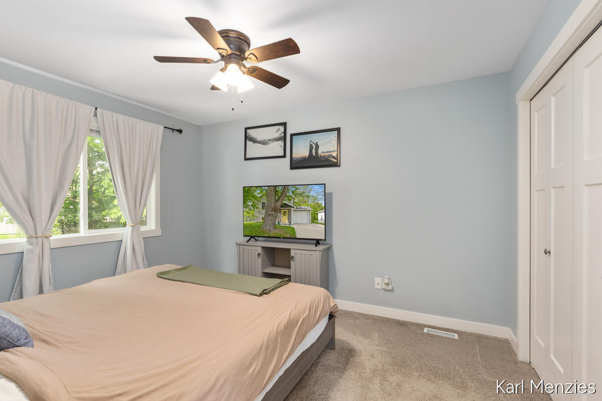 1231 Bradford Street NE Grand Rapids MI 49503