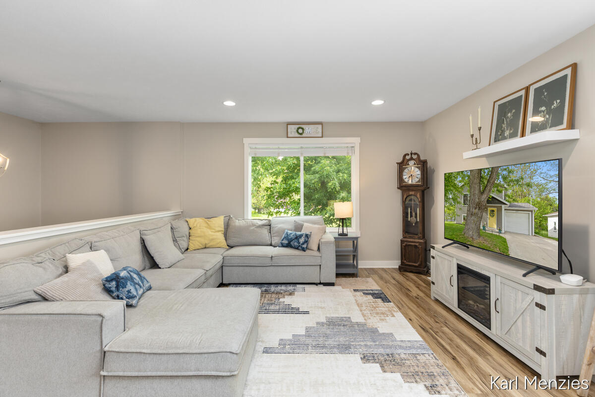 1231 Bradford Street NE Grand Rapids MI 49503