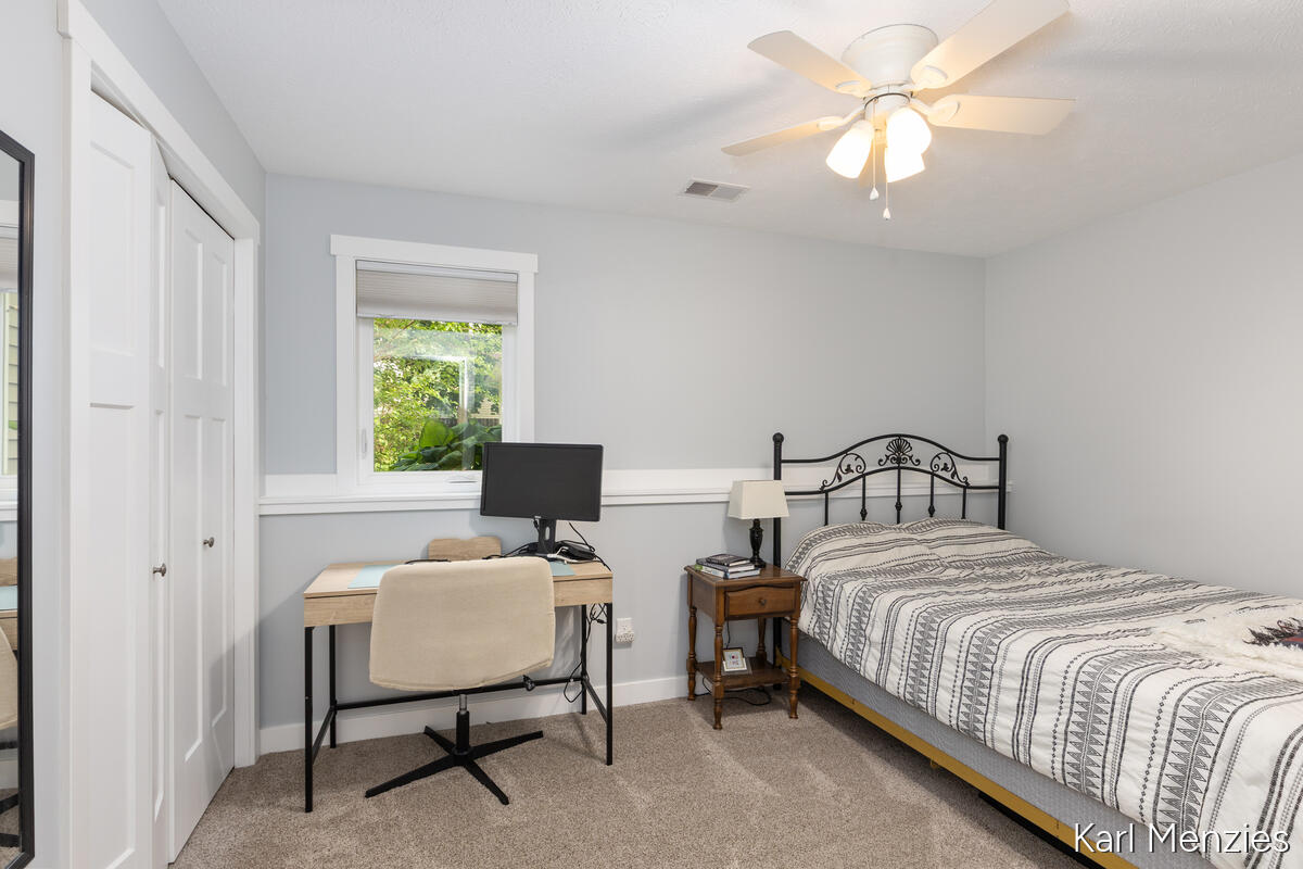 1231 Bradford Street NE Grand Rapids MI 49503