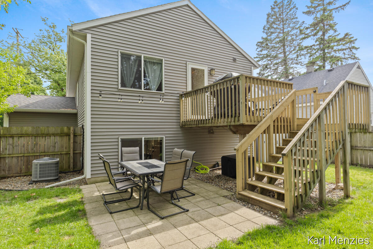 1231 Bradford Street NE Grand Rapids MI 49503