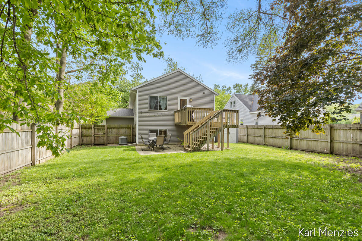 1231 Bradford Street NE Grand Rapids MI 49503
