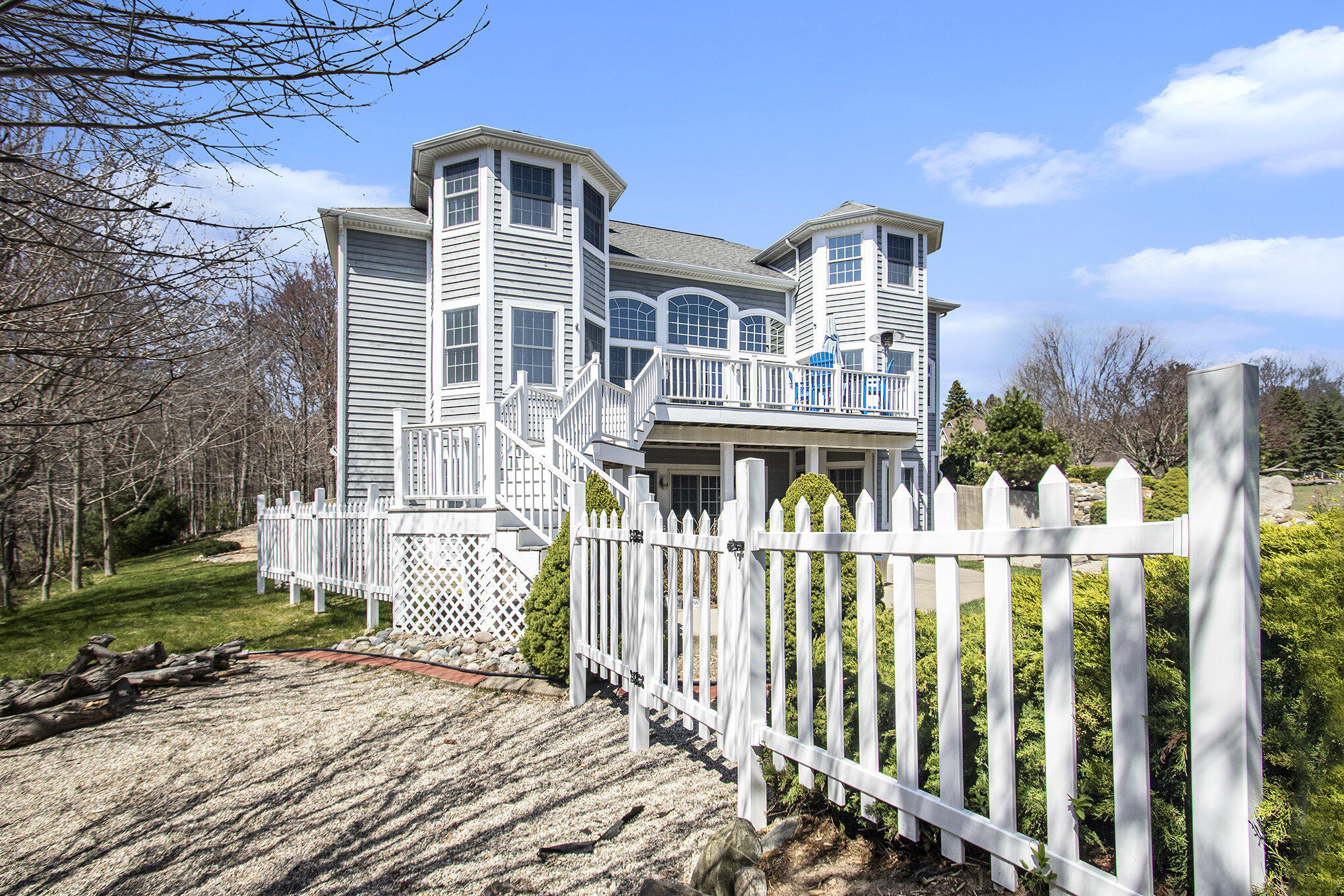 3975 Harbor Breeze Drive Norton Shores MI 49441