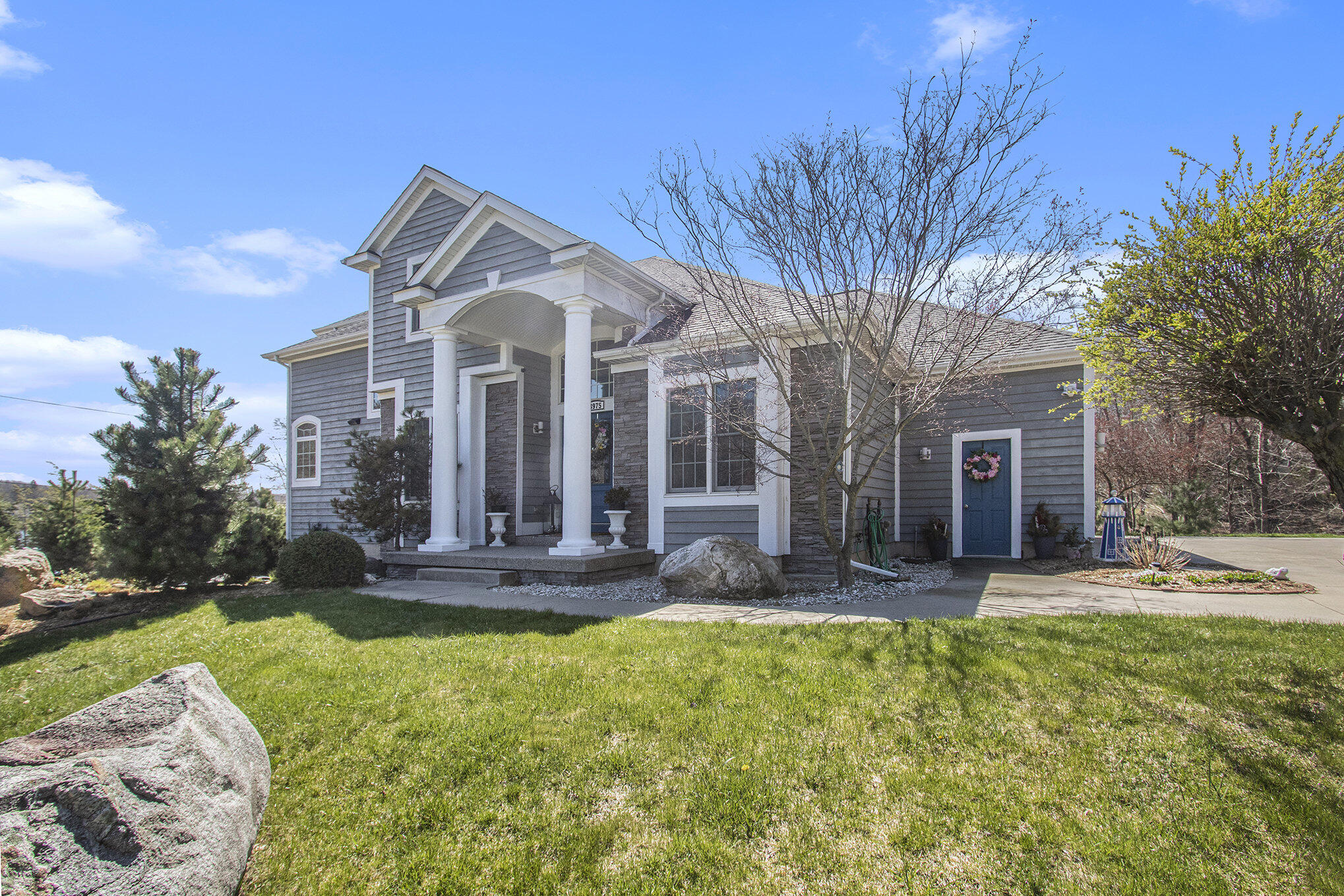 3975 Harbor Breeze Drive Norton Shores MI 49441