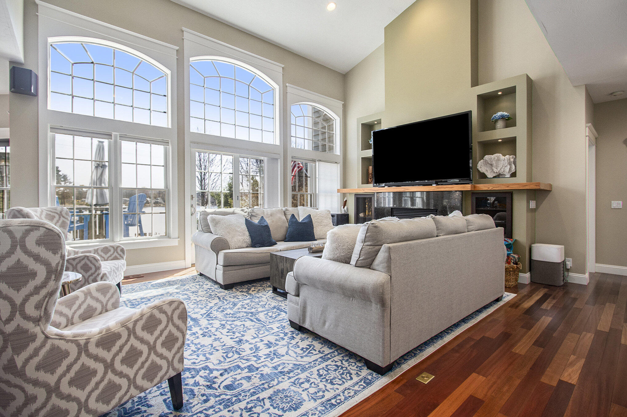 3975 Harbor Breeze Drive Norton Shores MI 49441