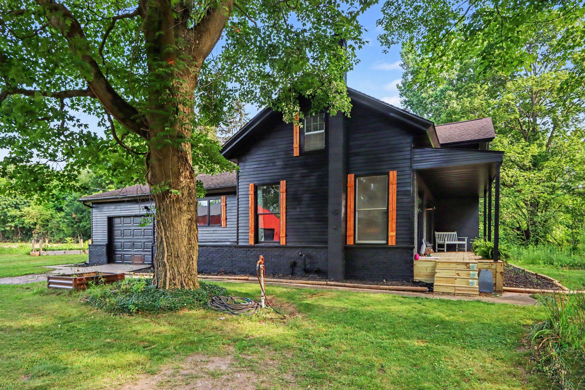 172 26th Street Allegan MI 49010