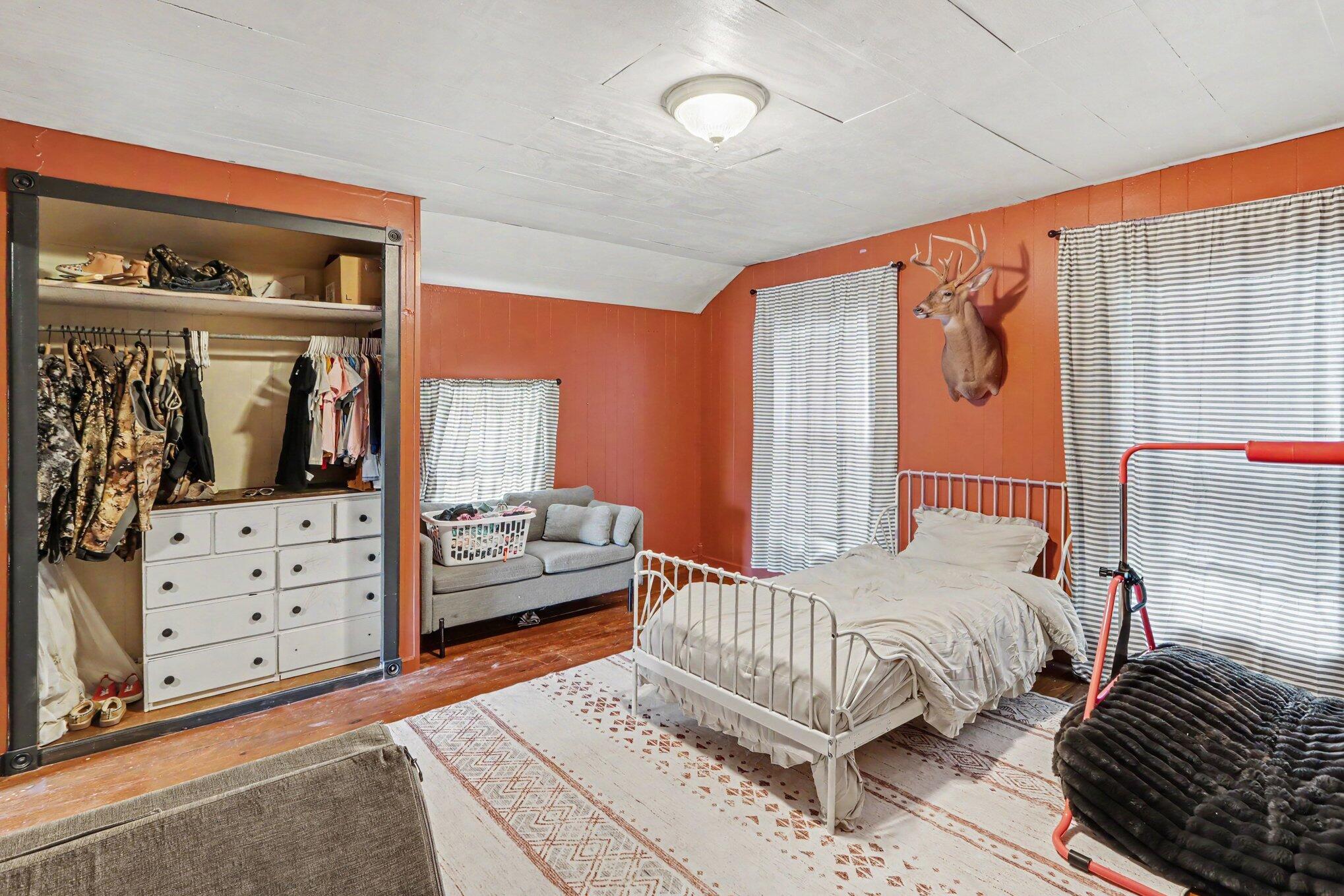 172 26th Street Allegan MI 49010