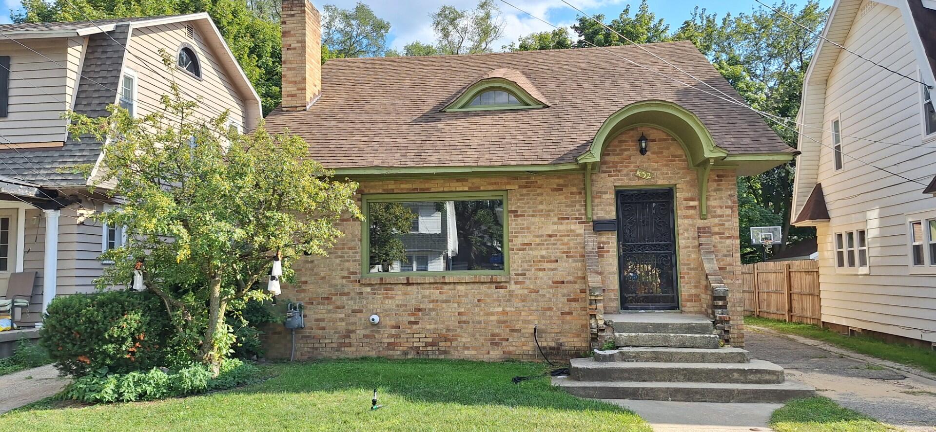 432 Elliott Street SE Grand Rapids MI 49507