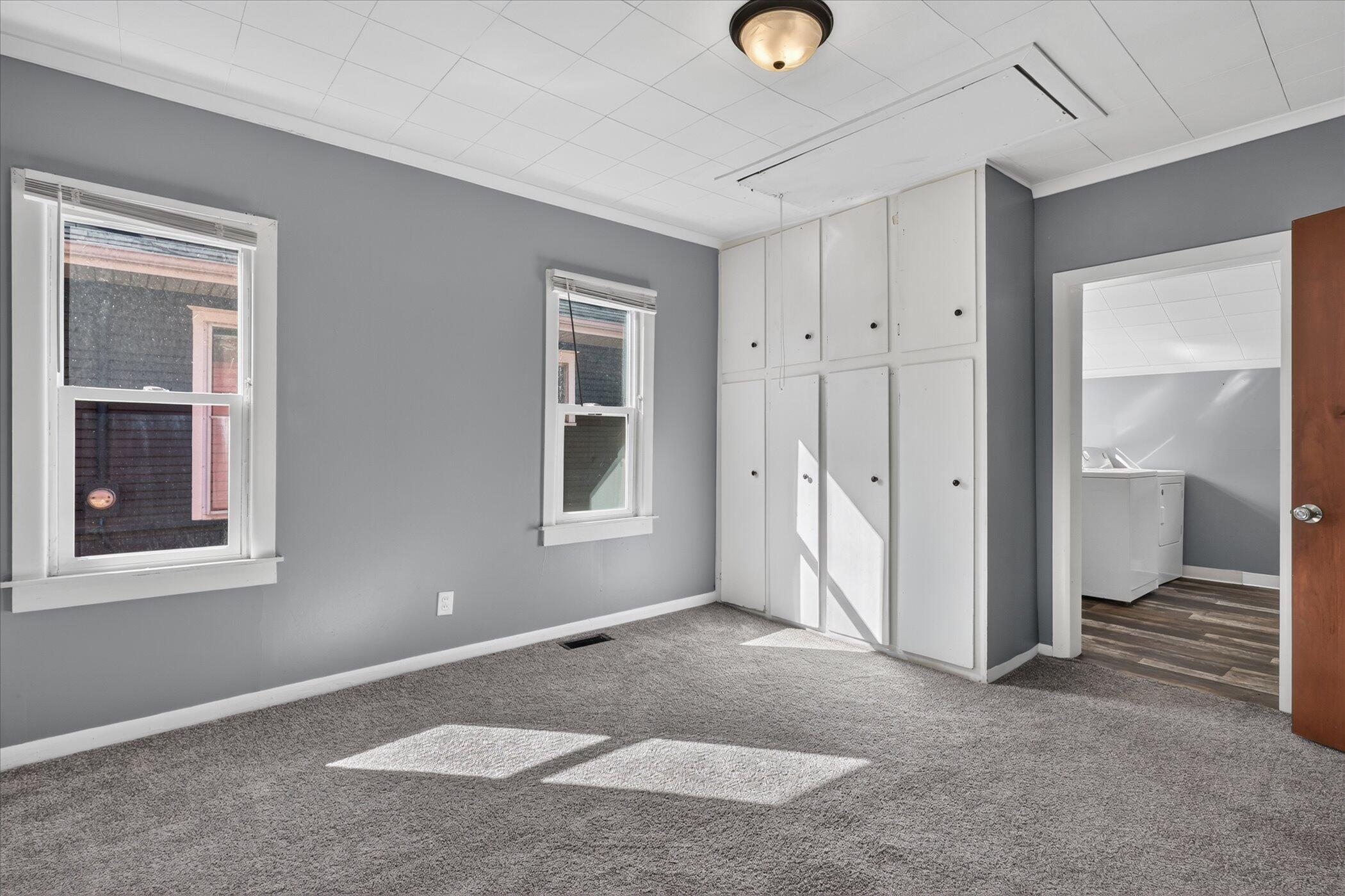 945 Jennette Avenue NW Grand Rapids MI 49504