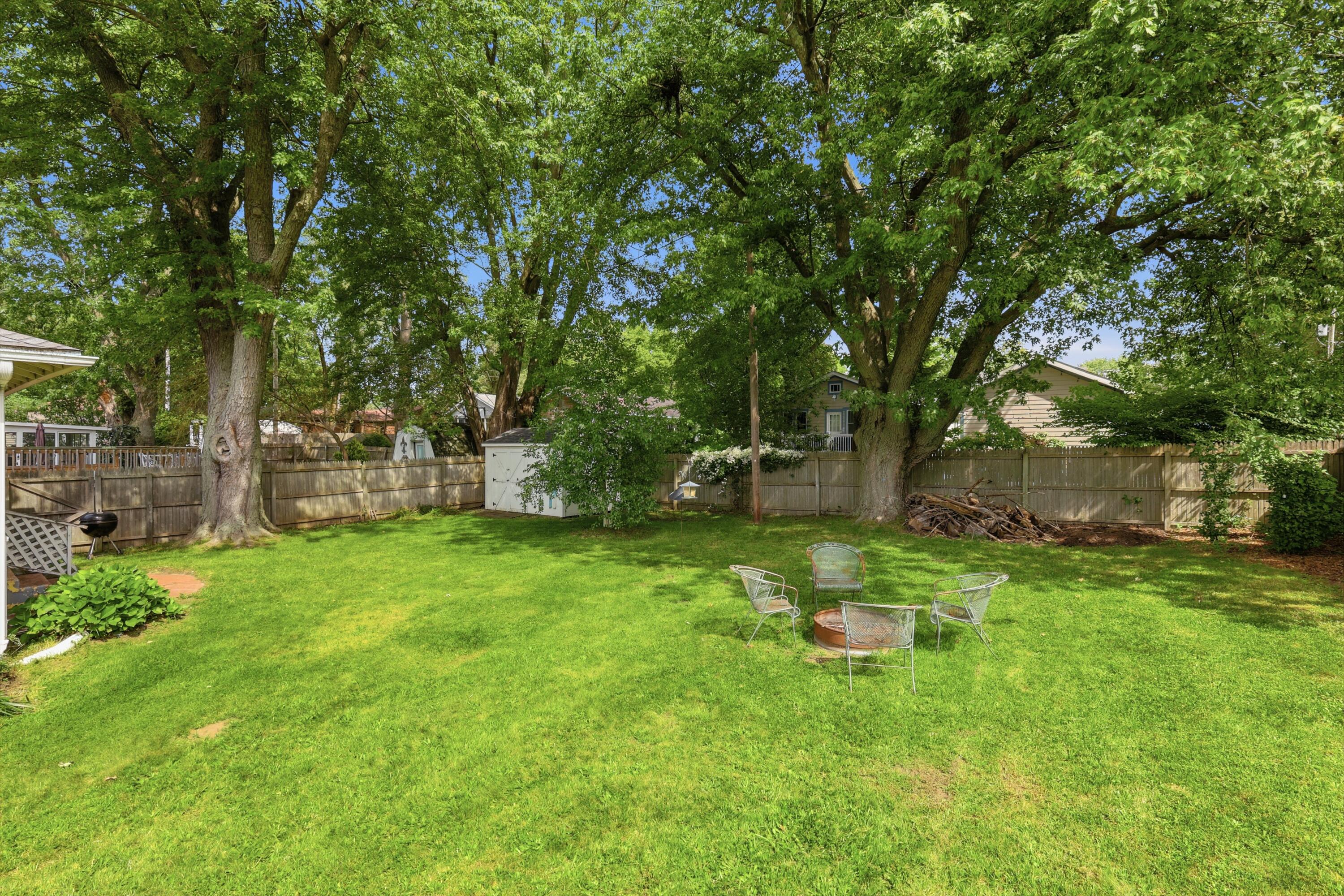 83 Pershing Avenue South Haven MI 49090