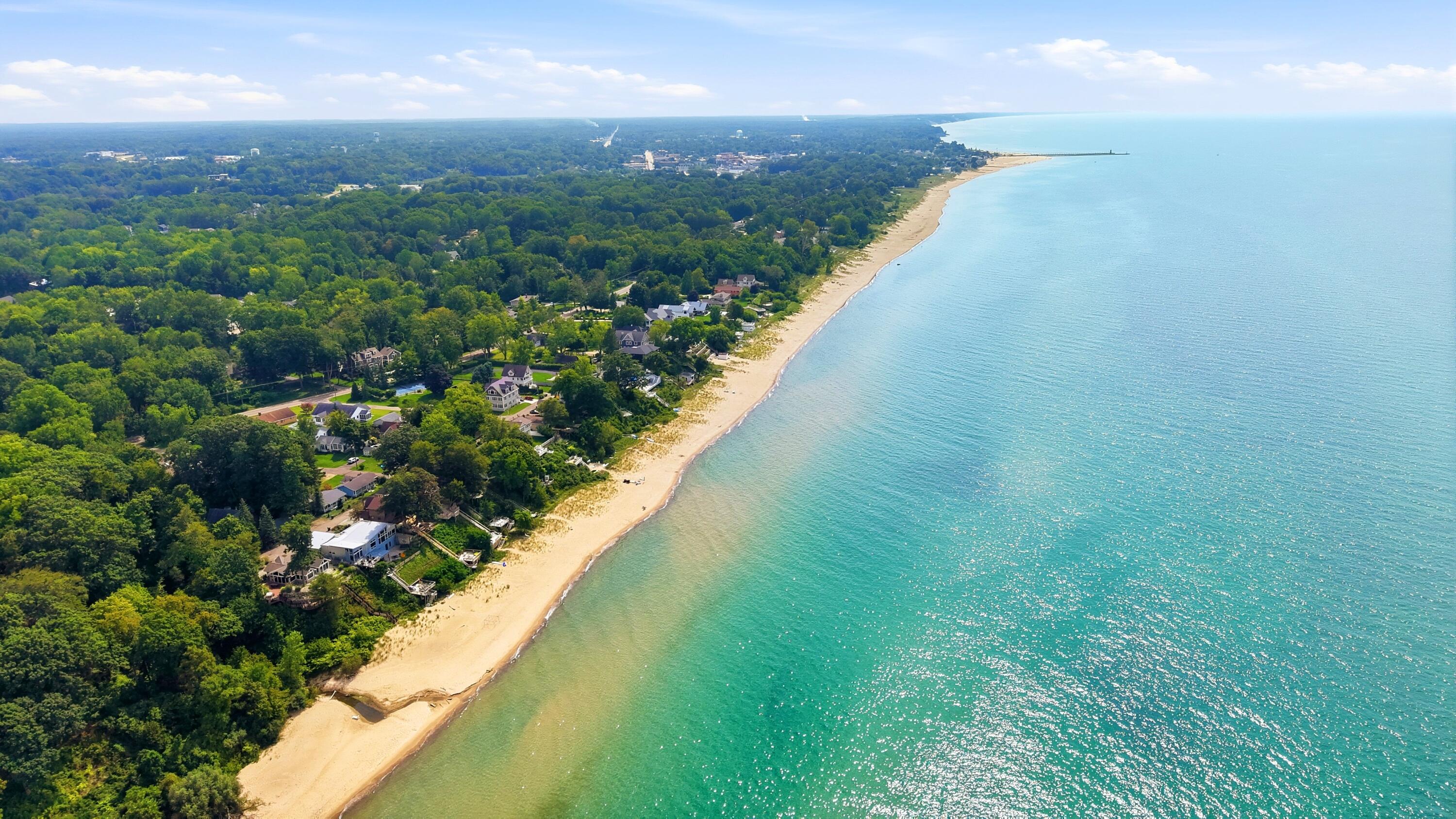 83 Pershing Avenue South Haven MI 49090