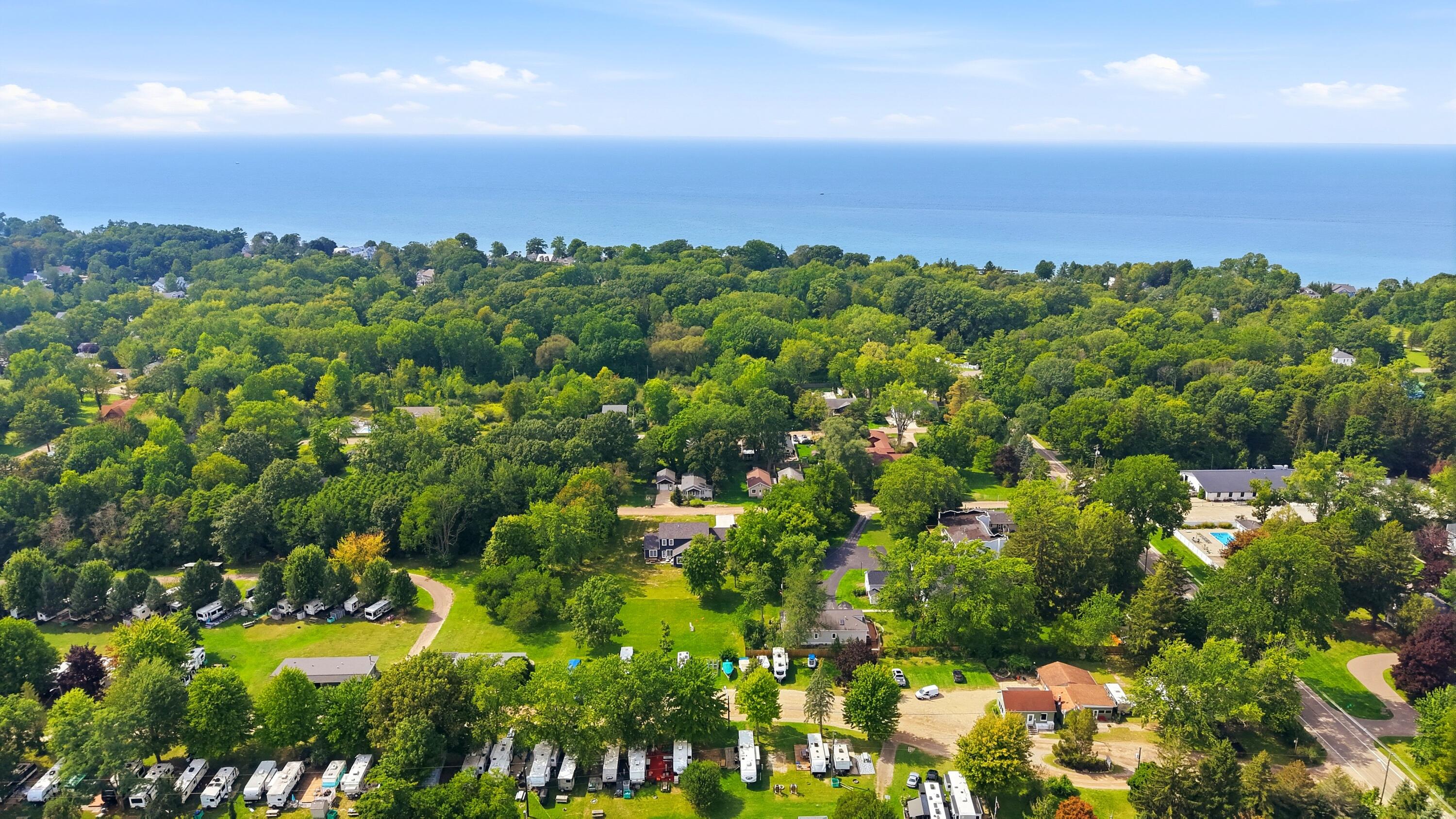 83 Pershing Avenue South Haven MI 49090