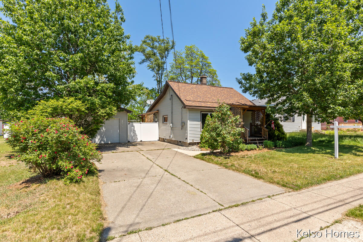 259 Floyd Street SW Grand Rapids MI 49548