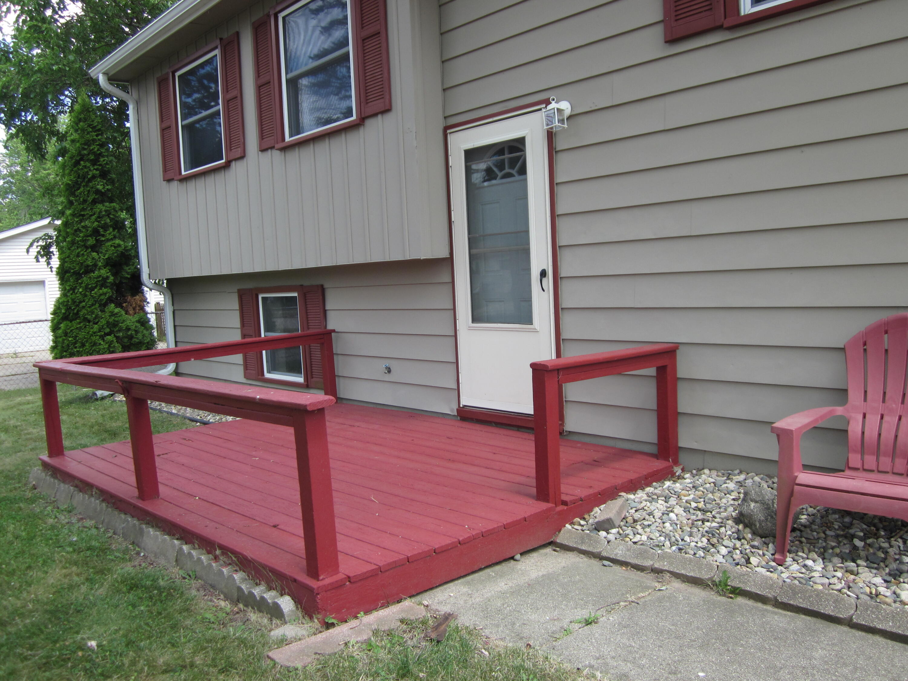 5829 Cheshire Street Portage MI 49002