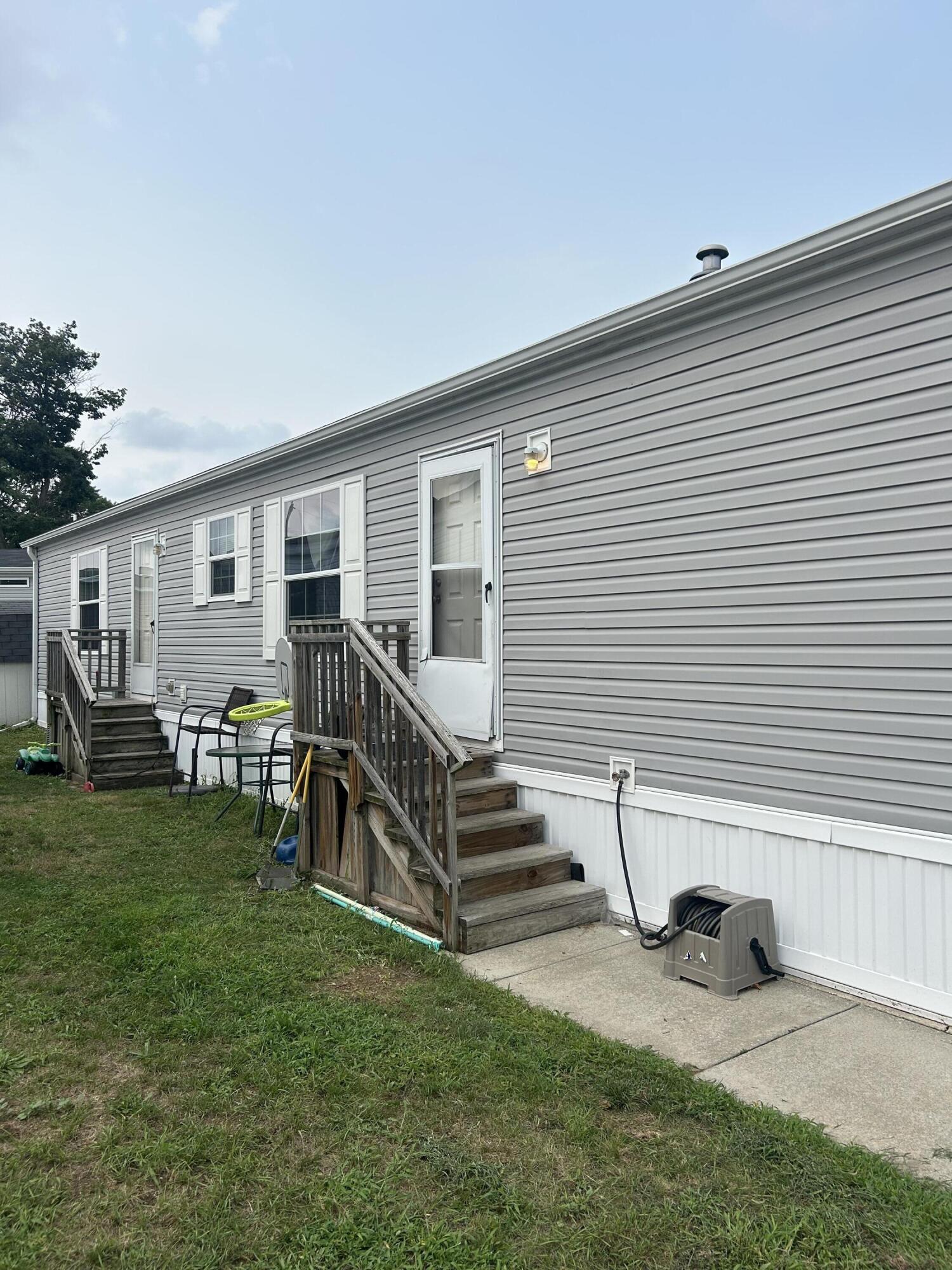 71 Southbrook Street SE Grand Rapids MI 49548