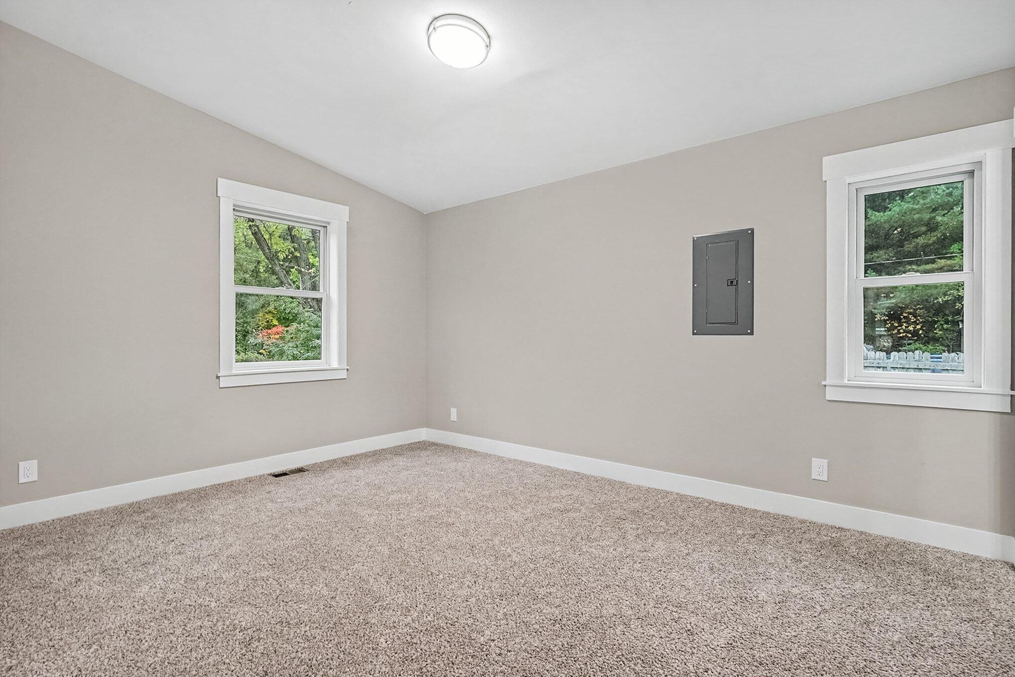 1293 West Street Muskegon MI 49442