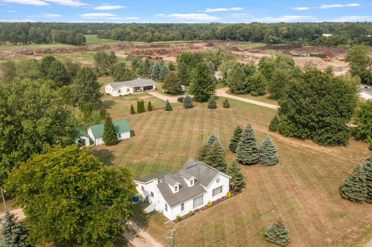 10681 Fillmore Street Zeeland MI 49464