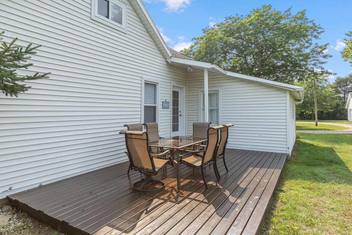 10681 Fillmore Street Zeeland MI 49464