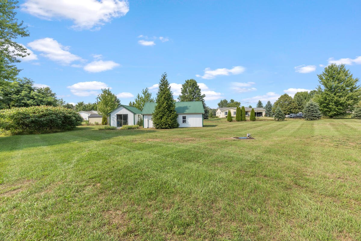 10681 Fillmore Street Zeeland MI 49464