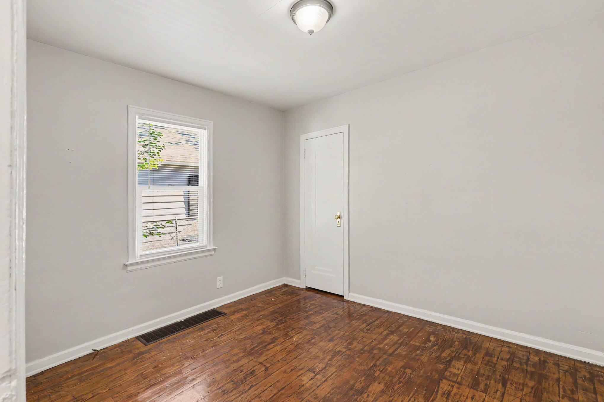 3329 Sanford Street Muskegon MI 49444