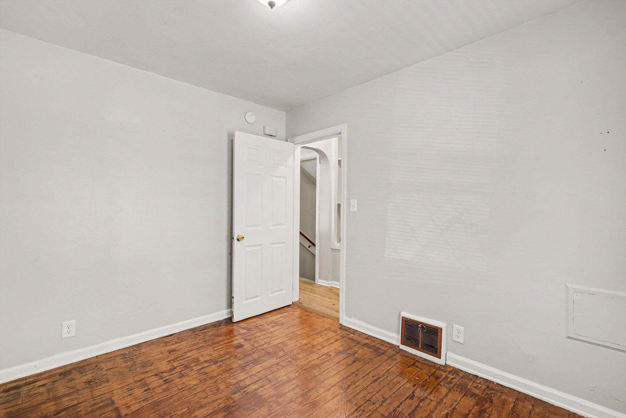 3329 Sanford Street Muskegon MI 49444