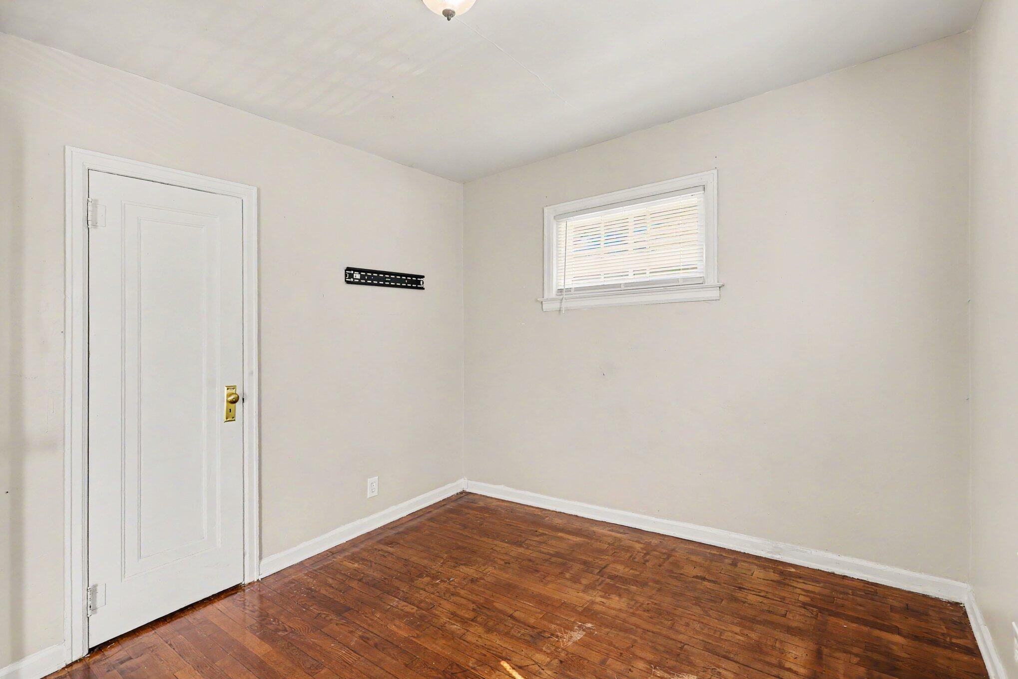 3329 Sanford Street Muskegon MI 49444