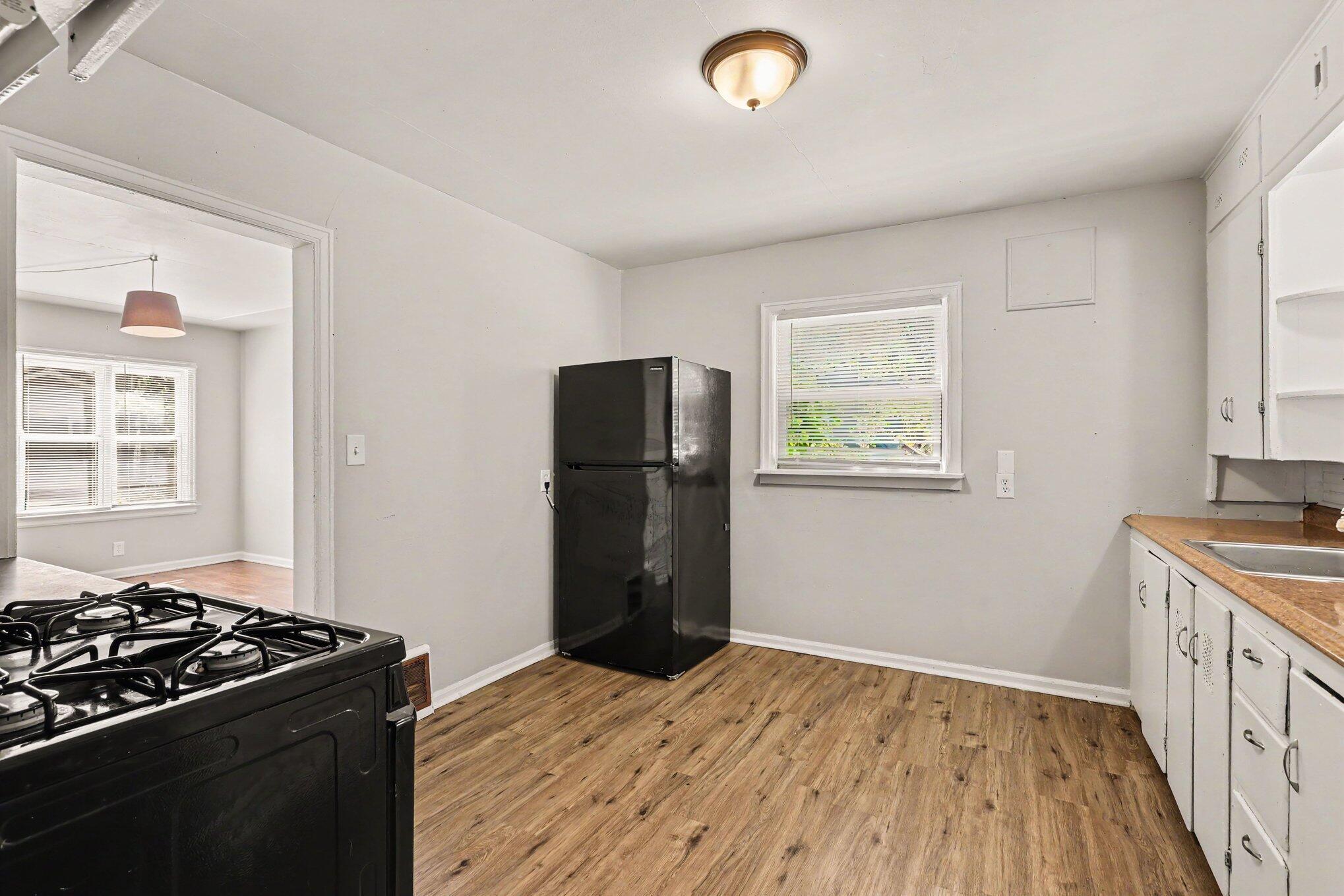 3329 Sanford Street Muskegon MI 49444
