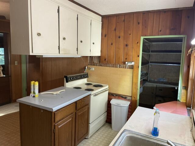 6381 146th Avenue Holland MI 49423
