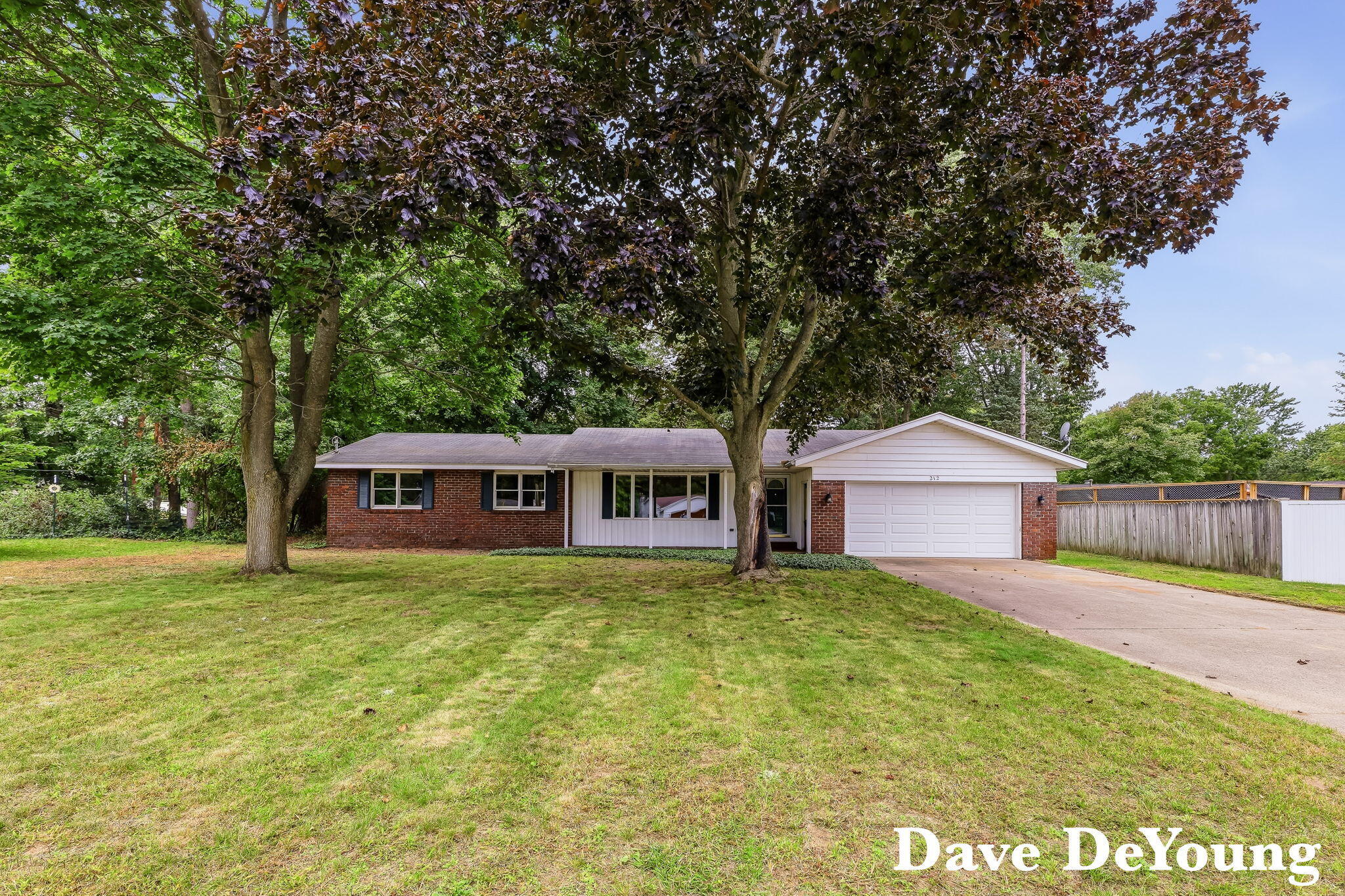 212 159th Avenue Holland MI 49424
