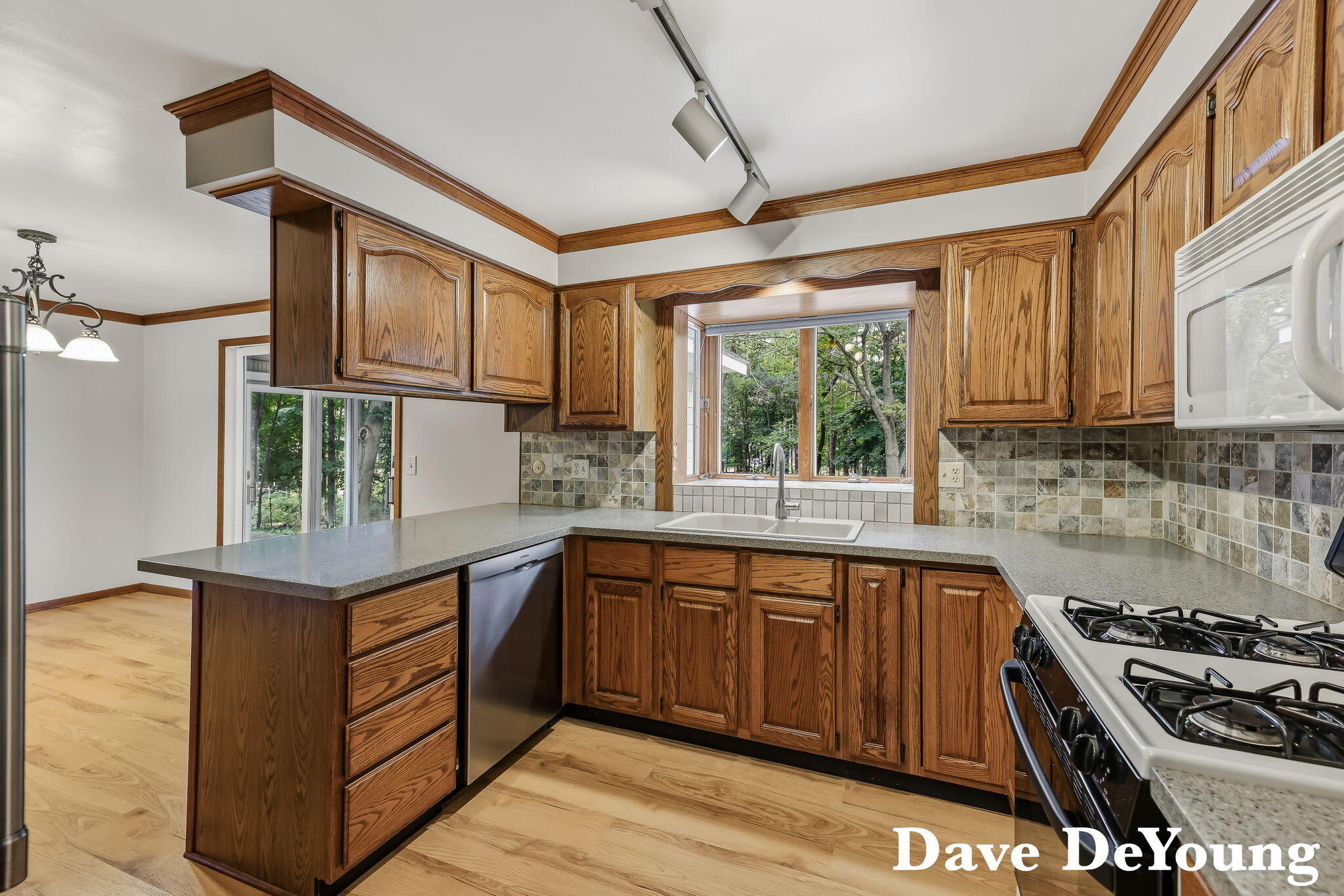 212 159th Avenue Holland MI 49424