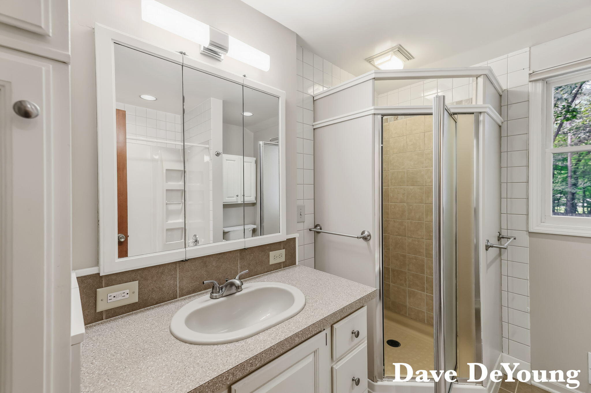 212 159th Avenue Holland MI 49424