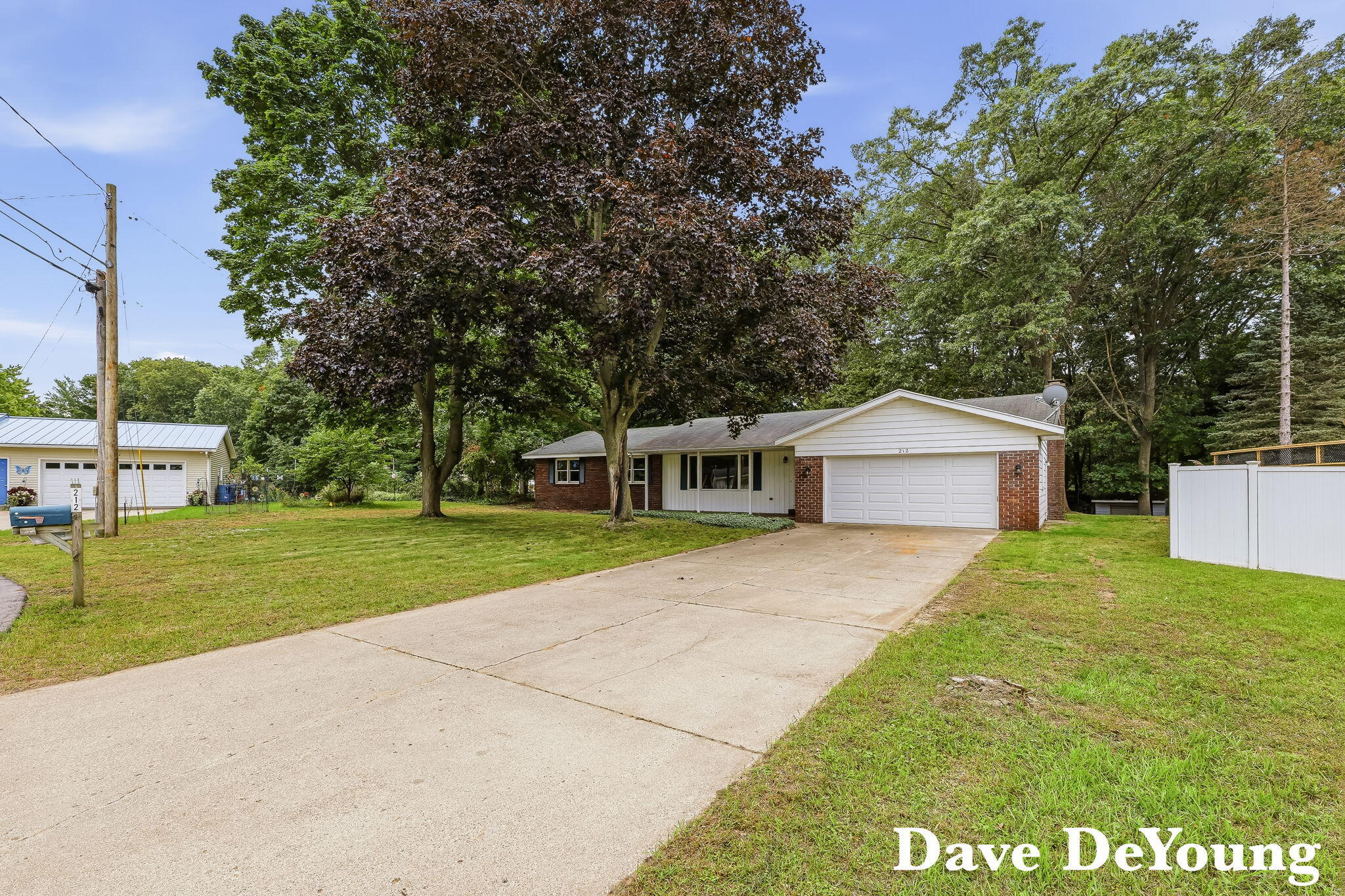 212 159th Avenue Holland MI 49424