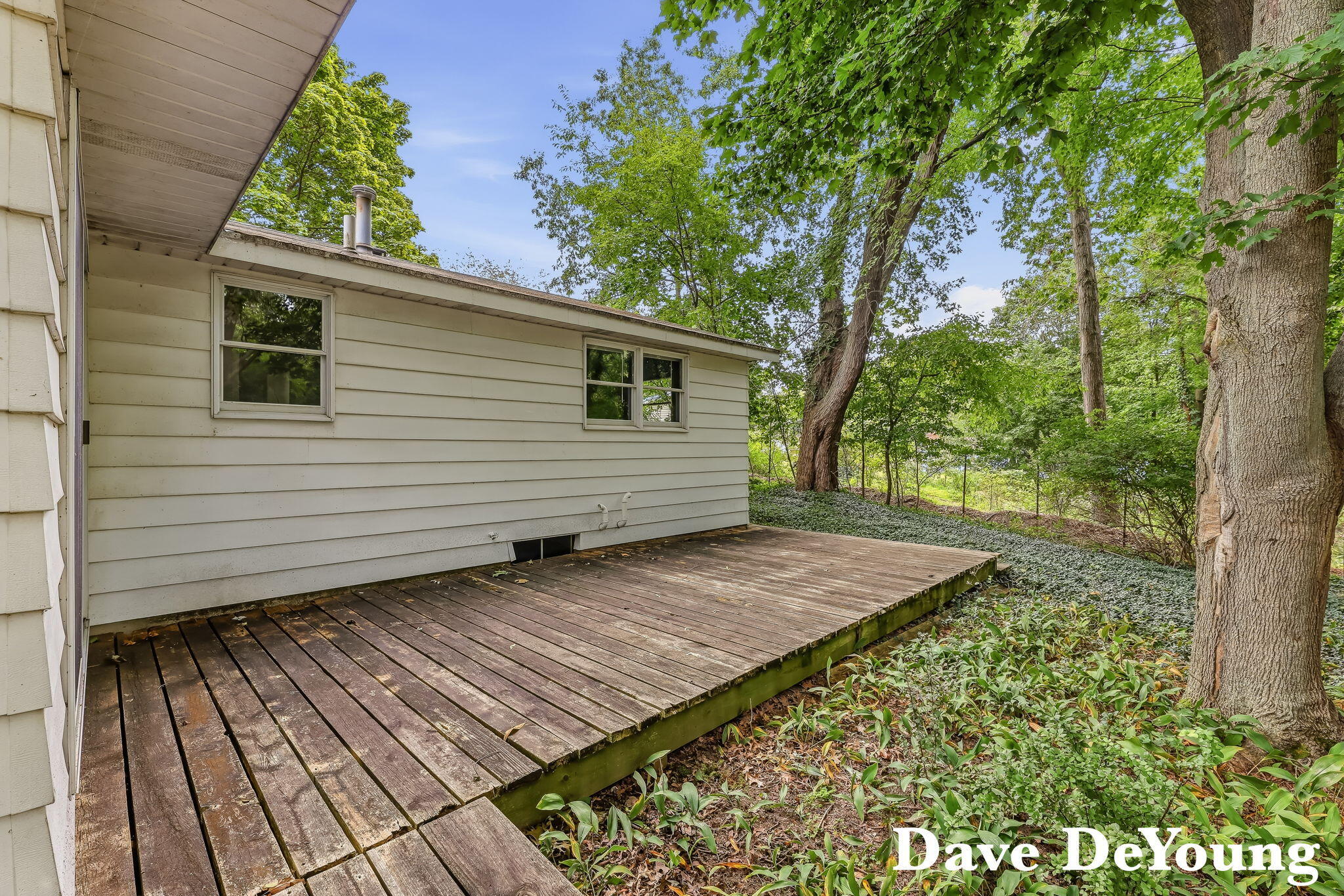212 159th Avenue Holland MI 49424