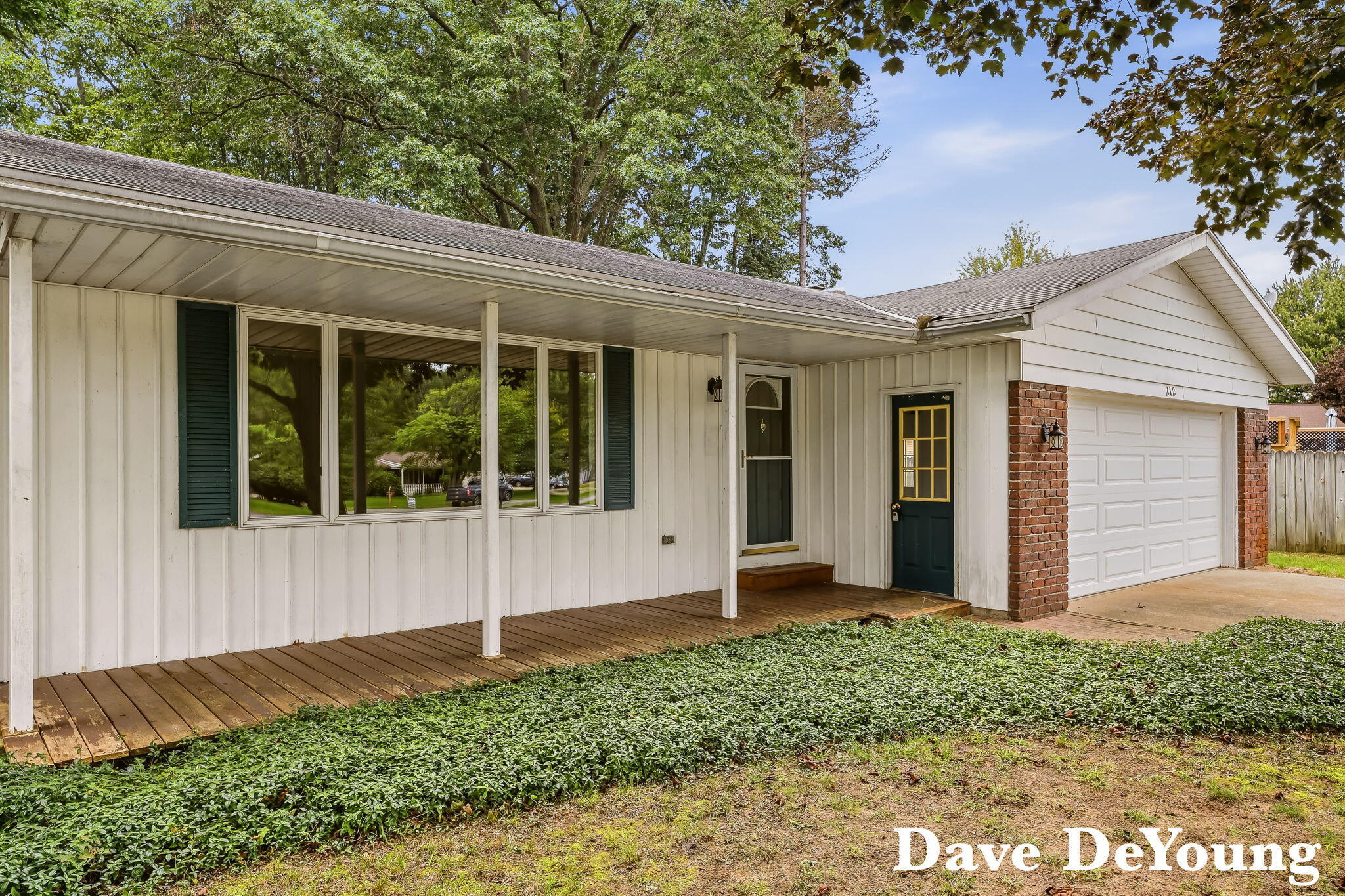 212 159th Avenue Holland MI 49424
