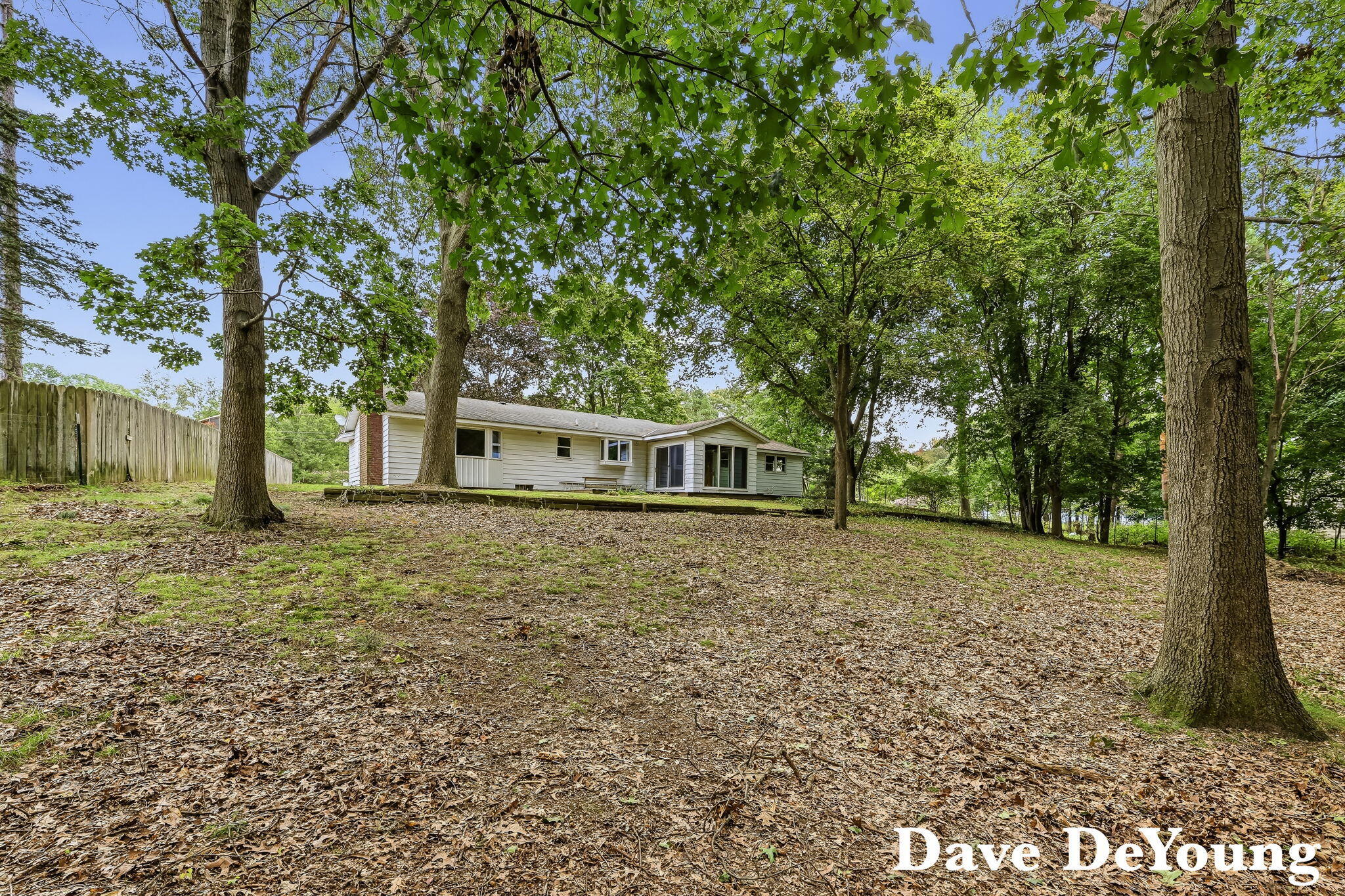 212 159th Avenue Holland MI 49424