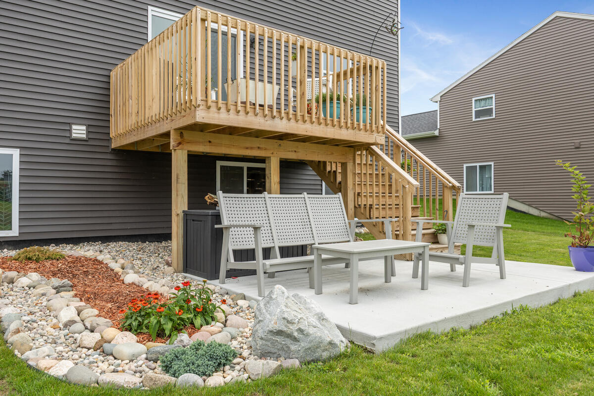 13662 Oasis Avenue Holland MI 49424