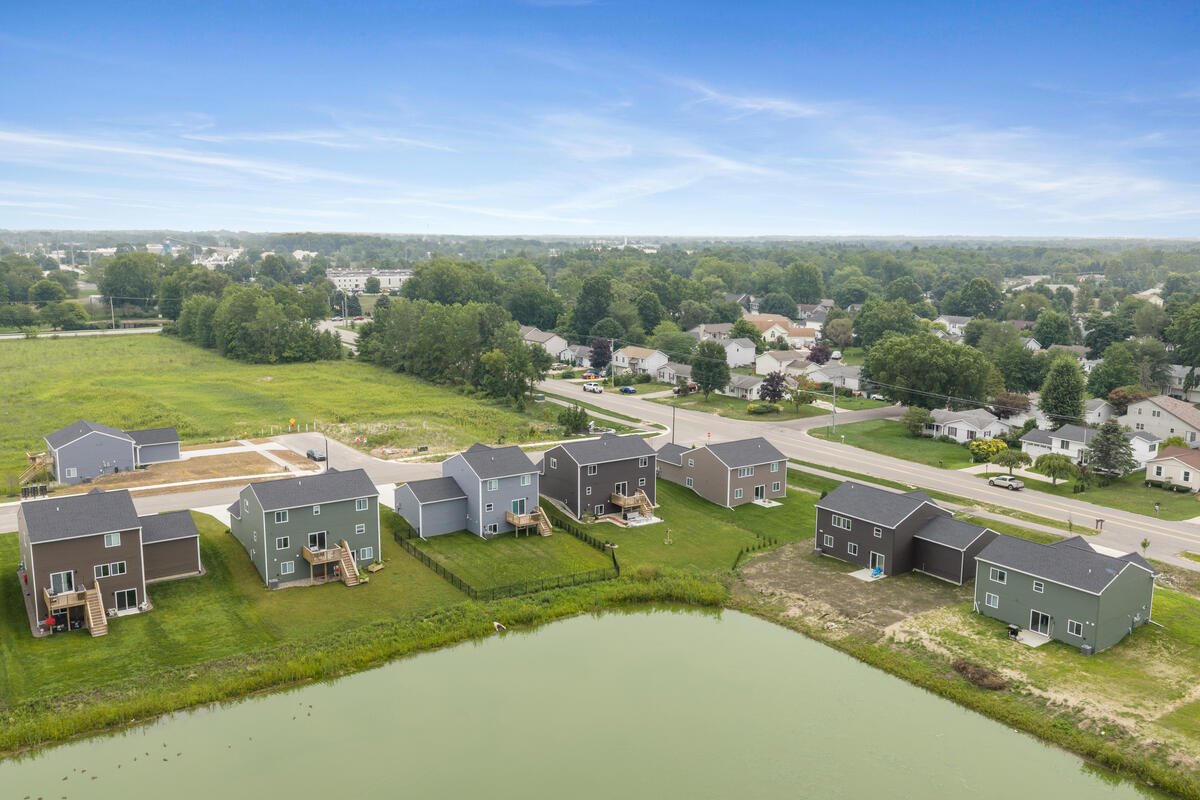 13662 Oasis Avenue Holland MI 49424